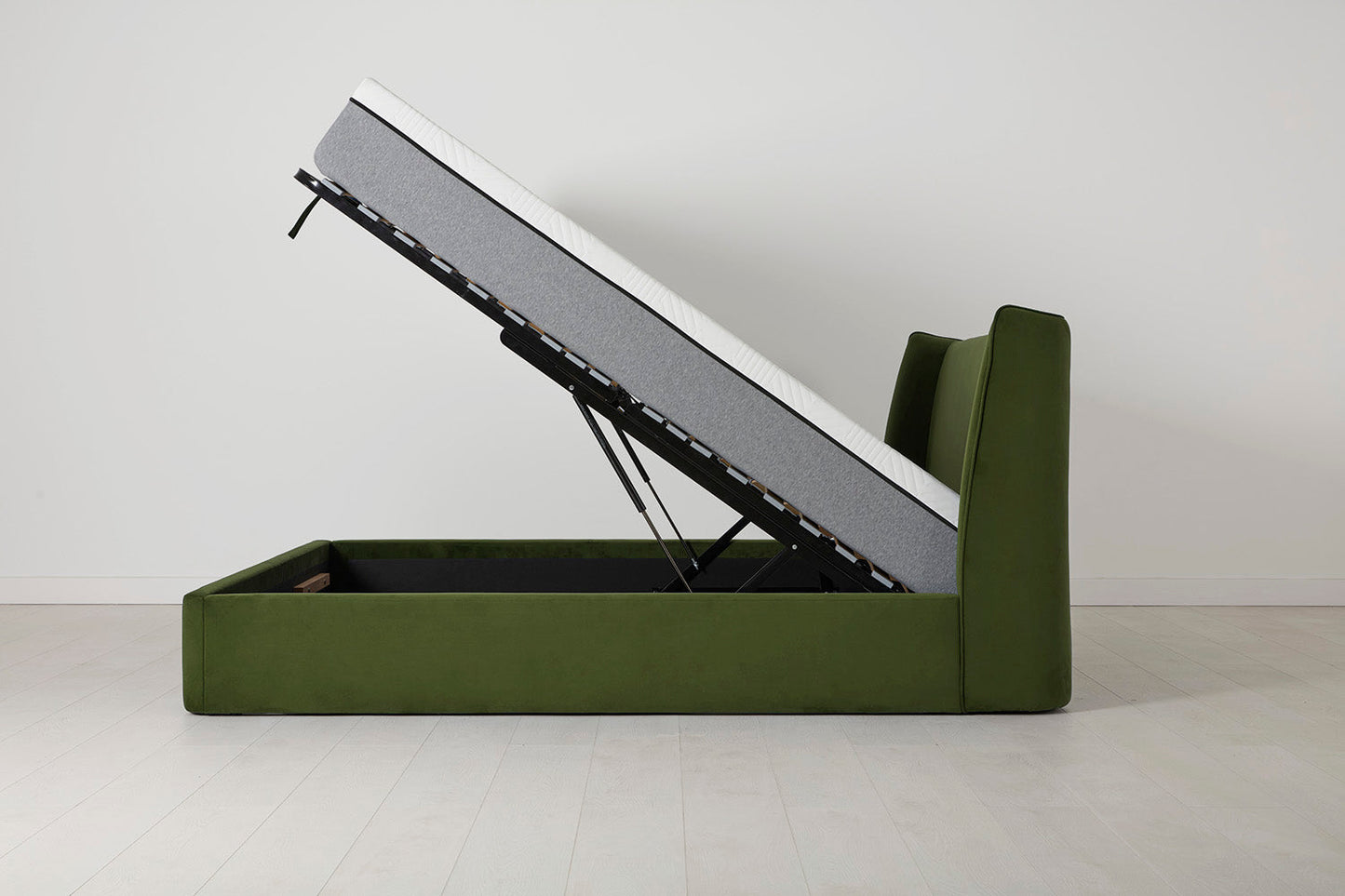 Bed 03 140cm x 200cm