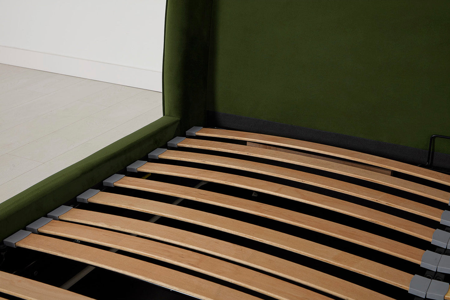 Bed 03 140cm x 200cm