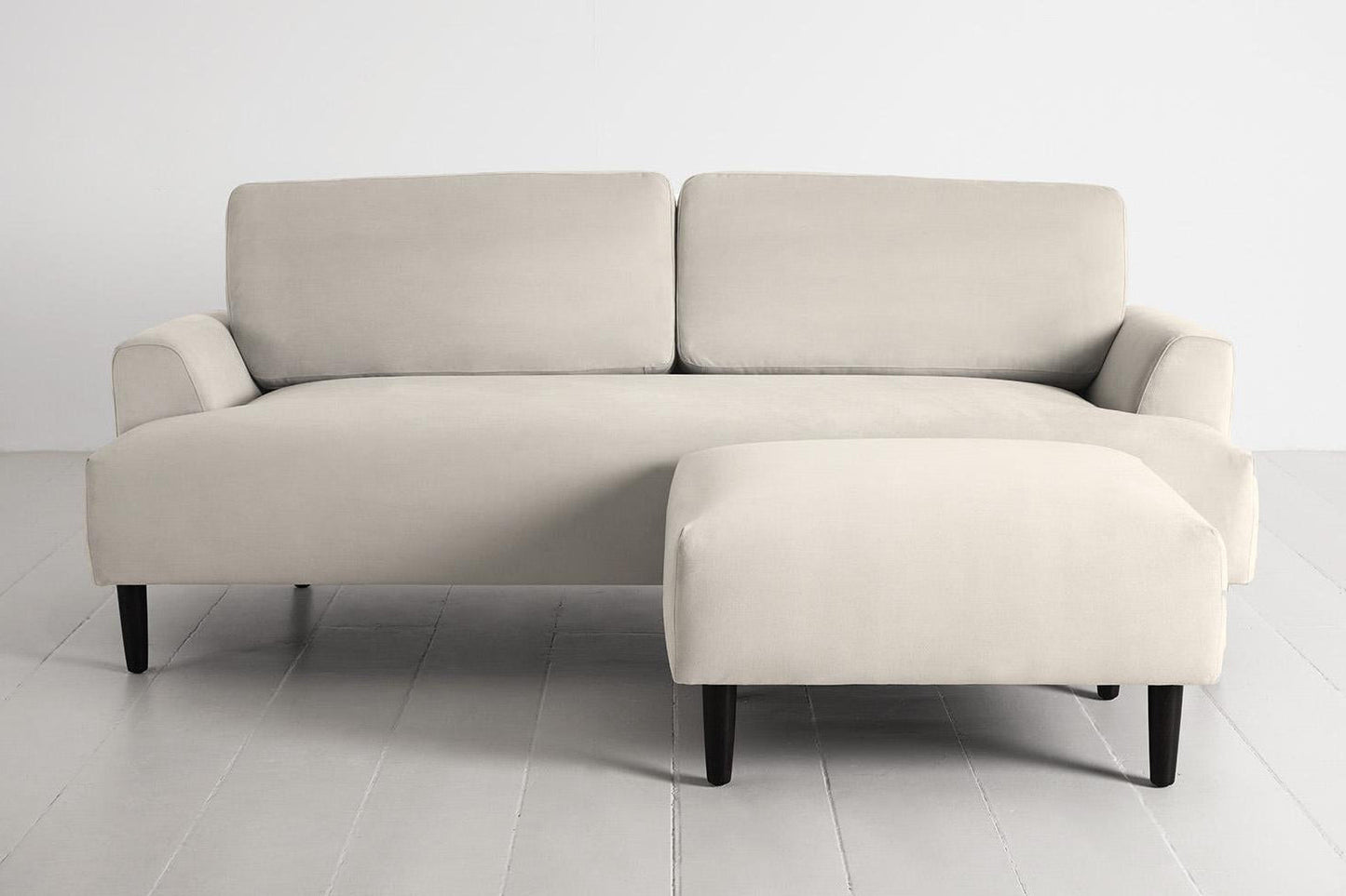 Dreisitzer-Sofa Model 05 mit Chaiselongue rechts