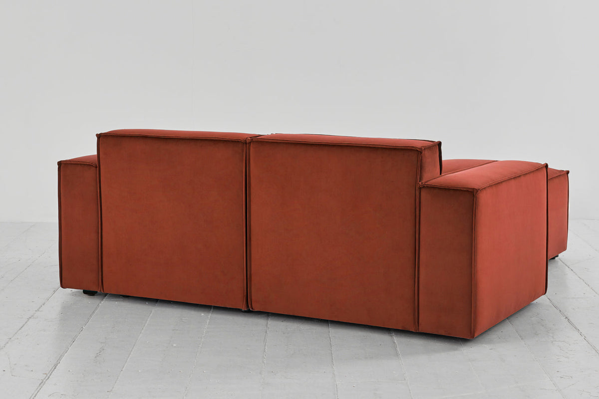 Zweisitzer-Sofa Model 03 mit Chaiselongue links