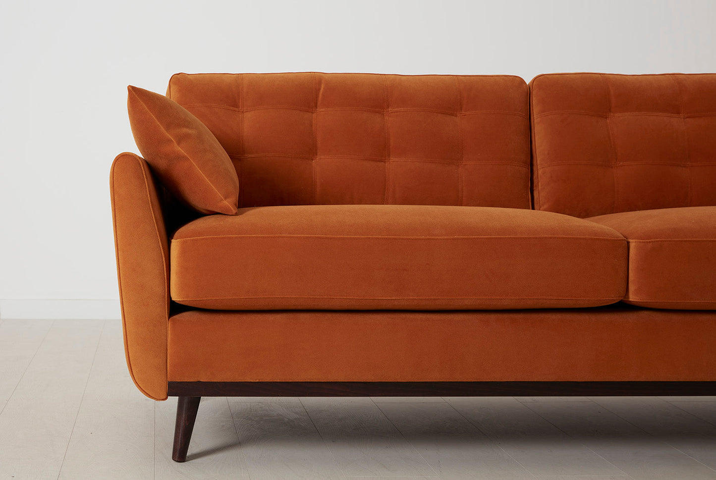 Dreisitzer-Sofa Model 10