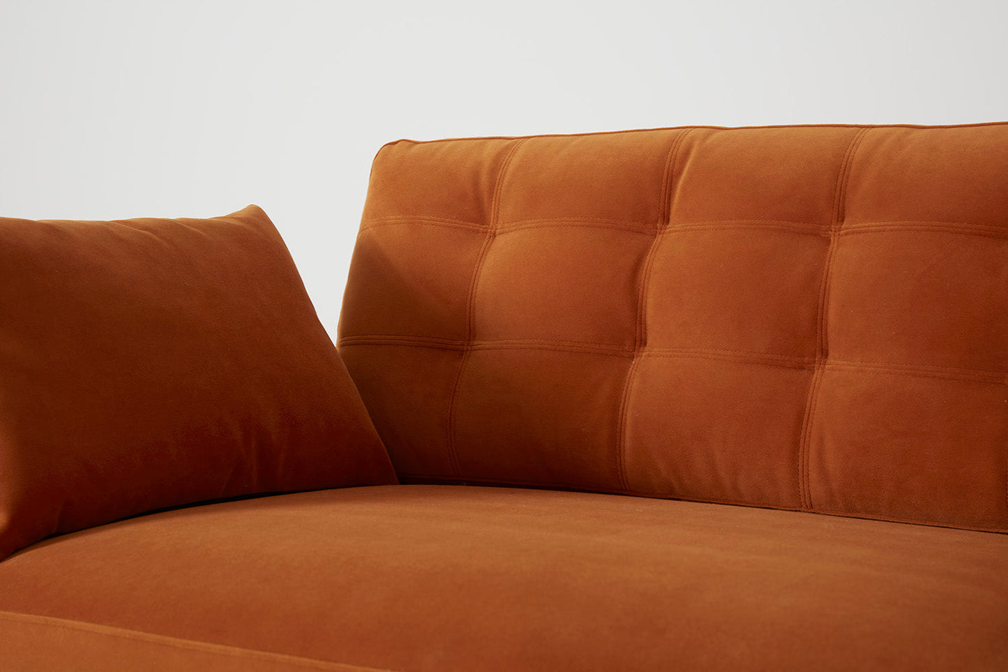 Dreisitzer-Sofa Model 10