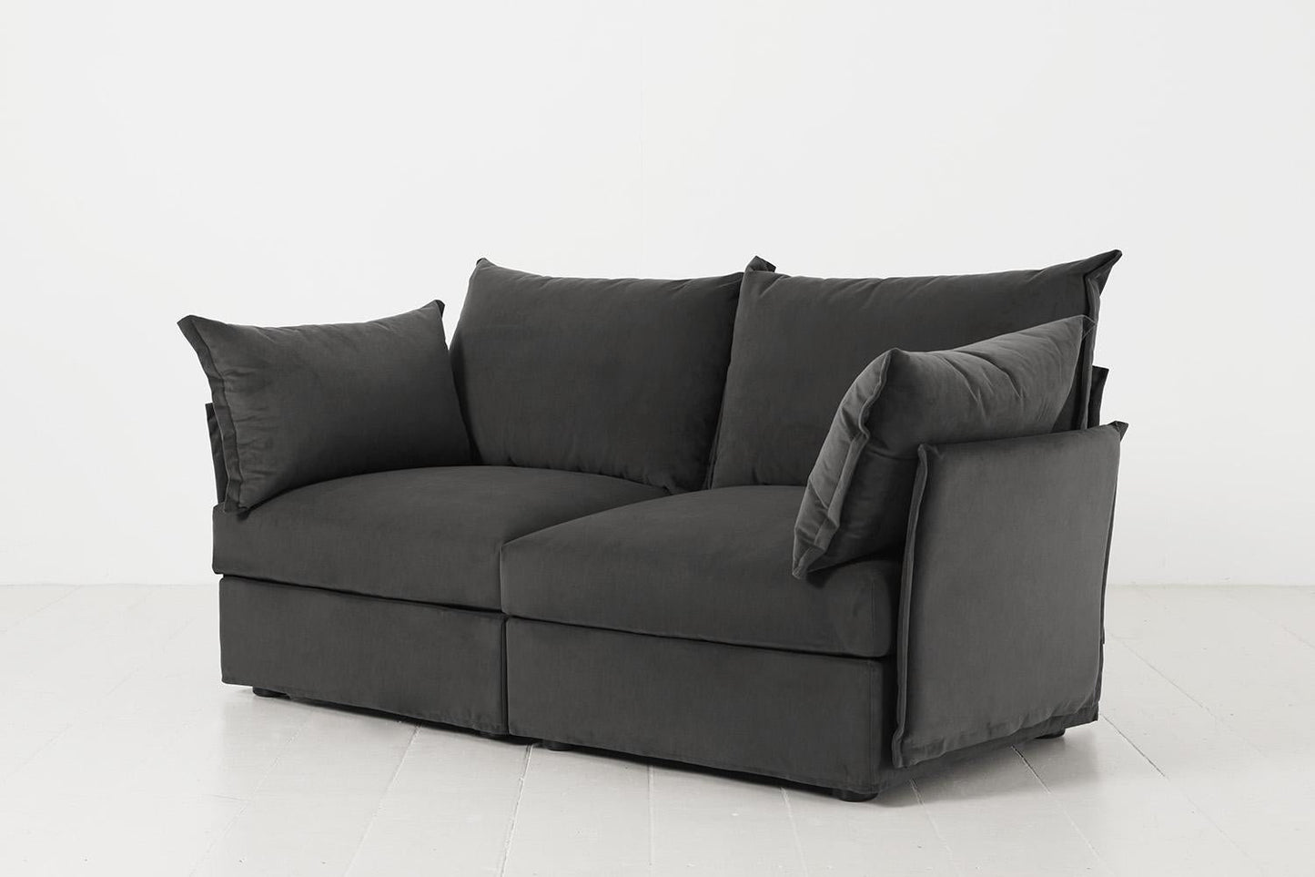 Zweisitzer-Sofa Model 06