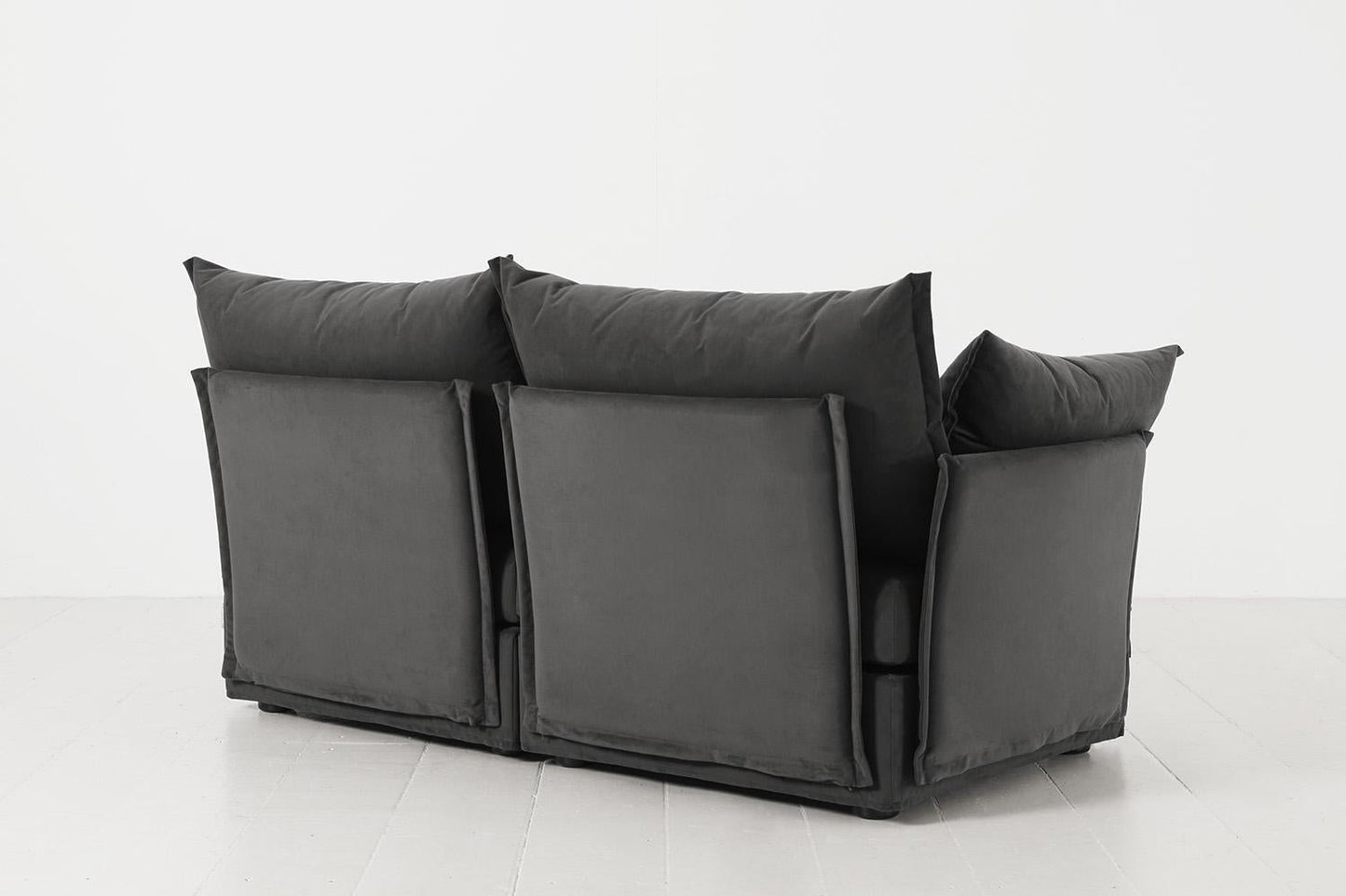 Zweisitzer-Sofa Model 06