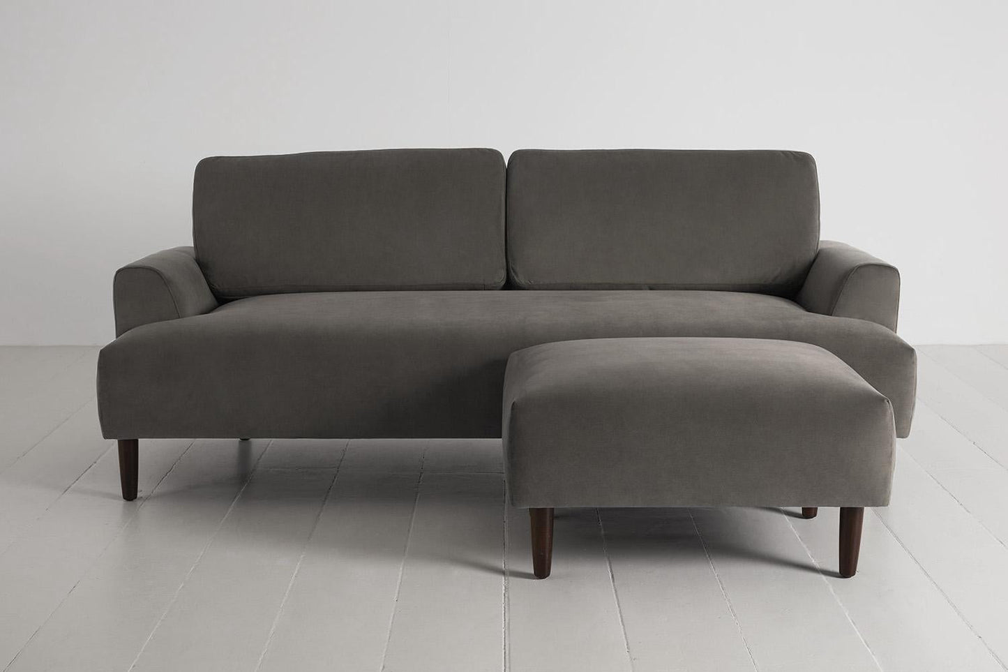 Dreisitzer-Sofa Model 05 mit Chaiselongue rechts