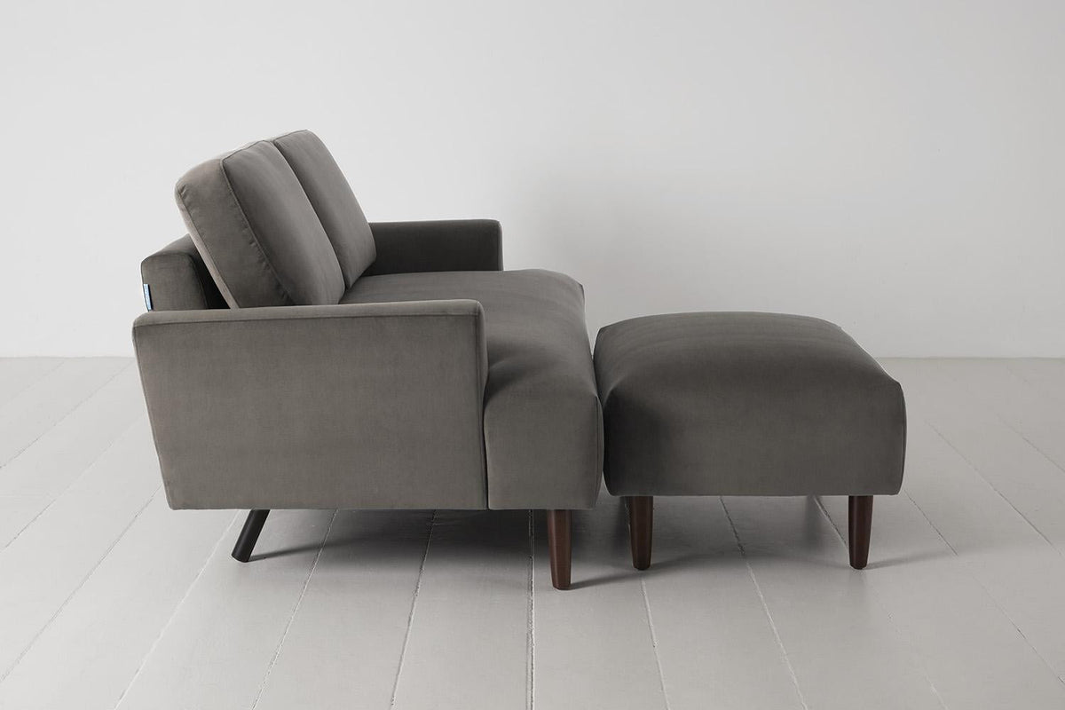 Zweisitzer-Sofa Model 05 mit Chaiselongue rechts