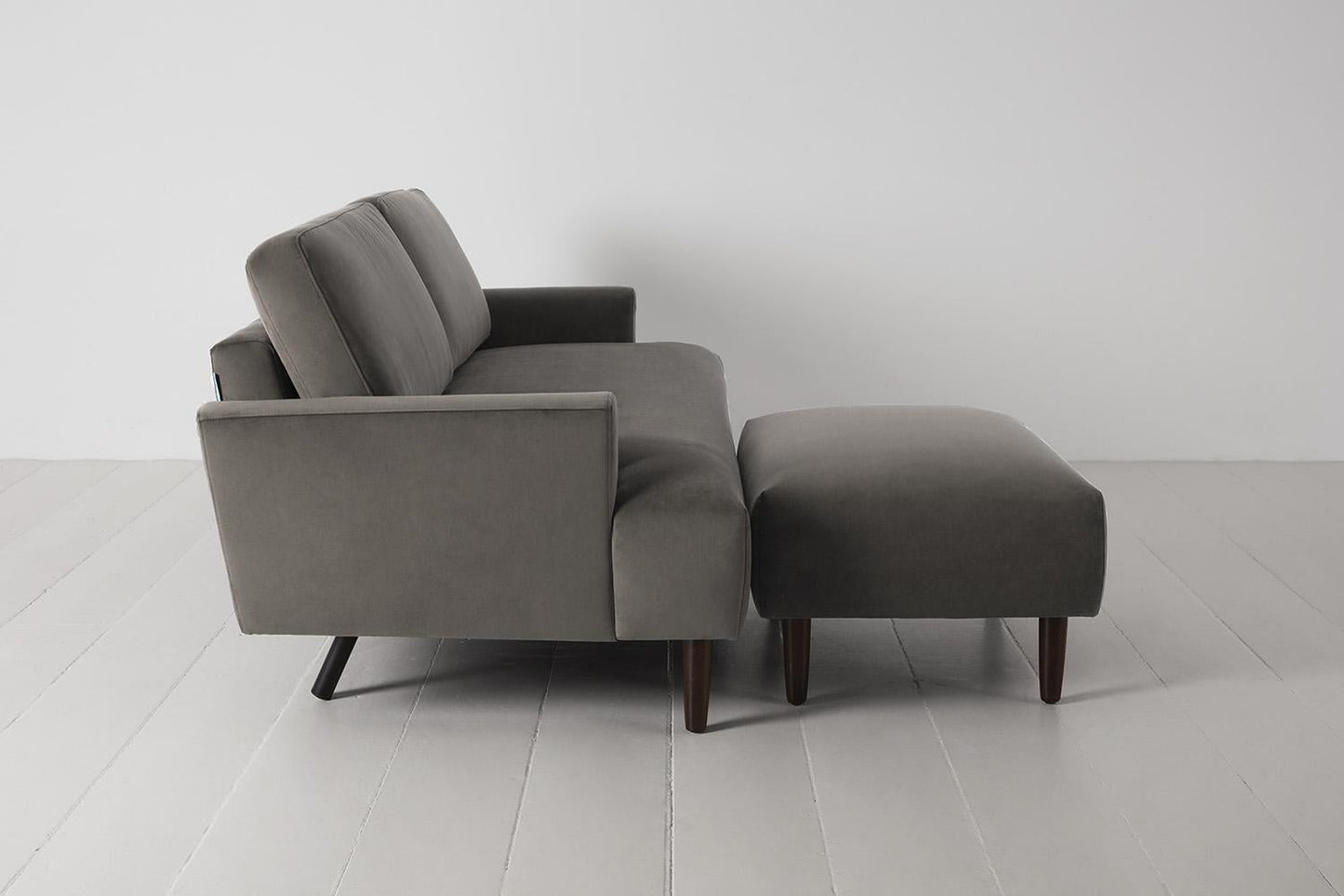 Dreisitzer-Sofa Model 05 mit Chaiselongue rechts