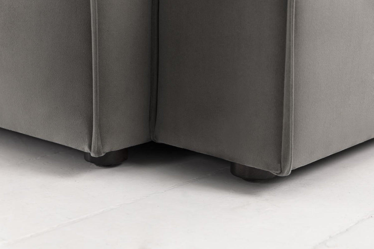 Ecksofa Model 03 mit Polsterhocker