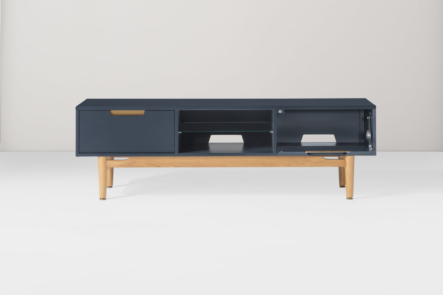 Fernsehschrank 01