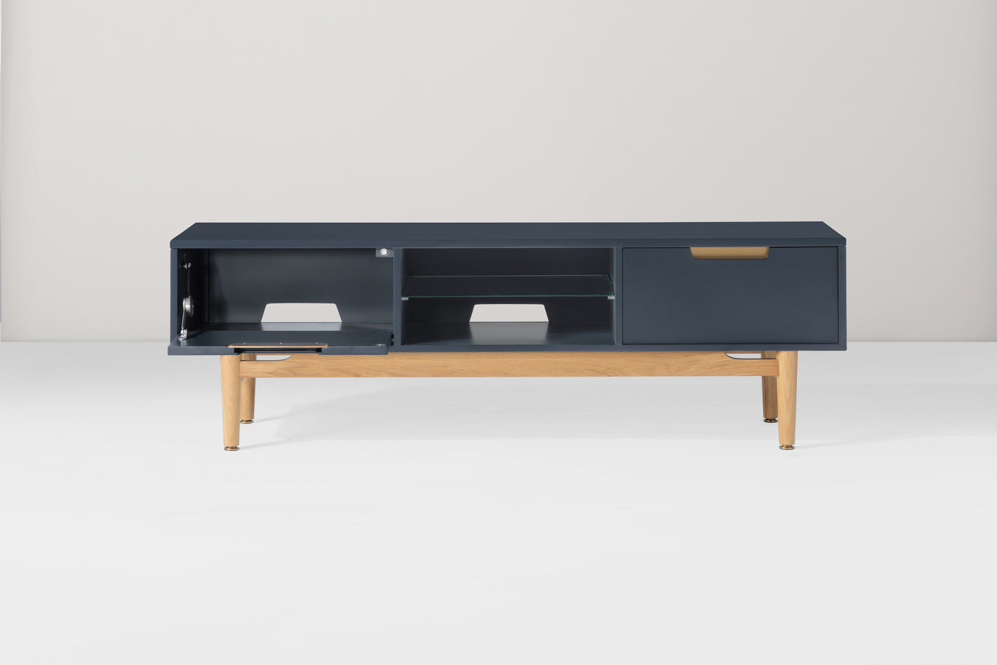 Fernsehschrank 01