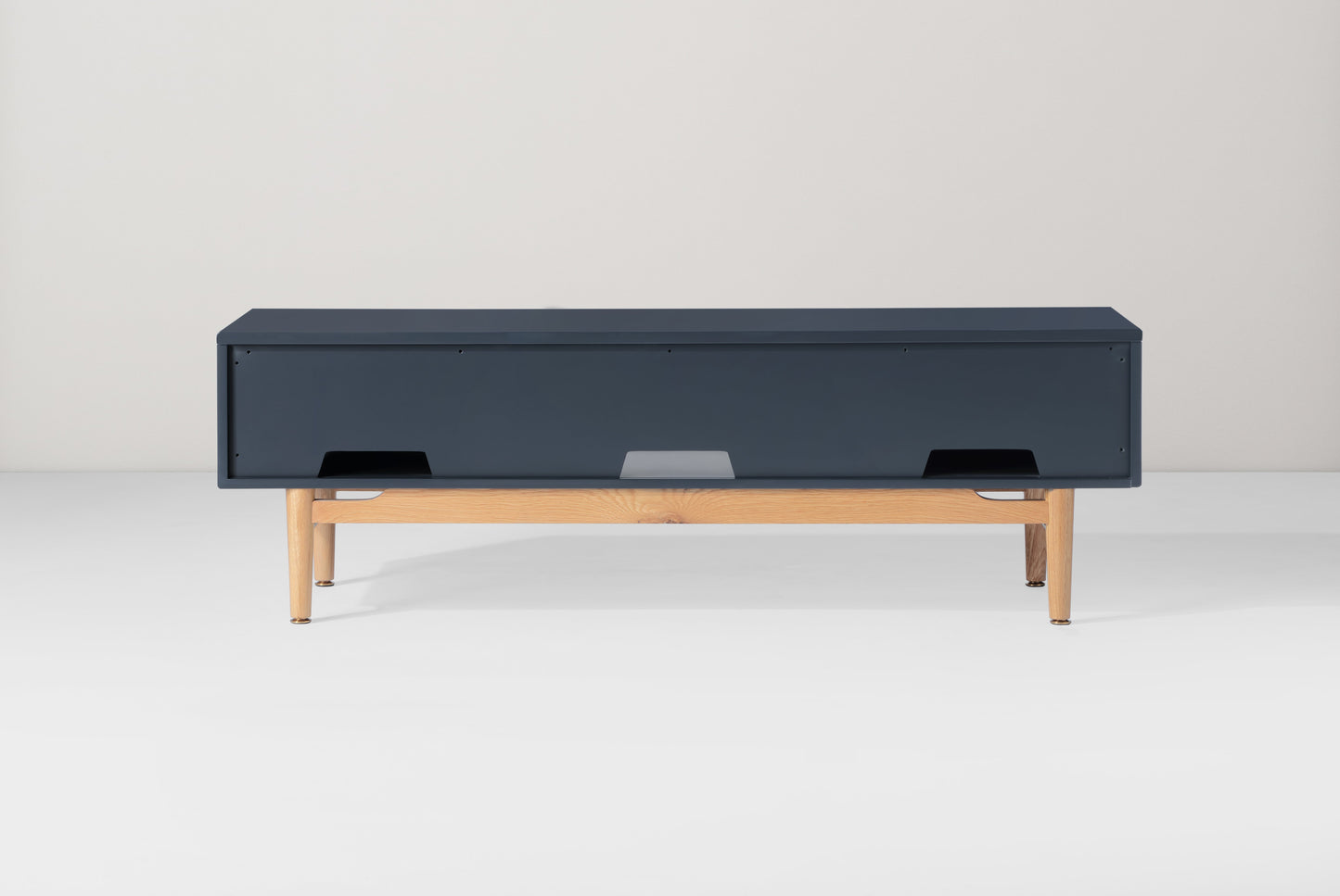 Fernsehschrank 01