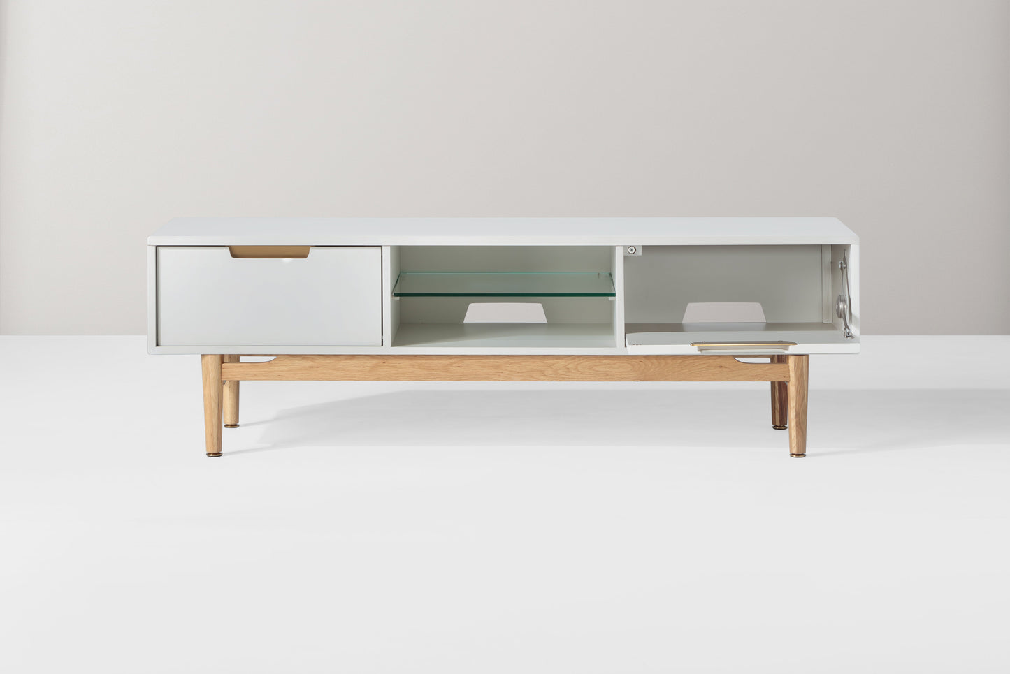 Fernsehschrank 01