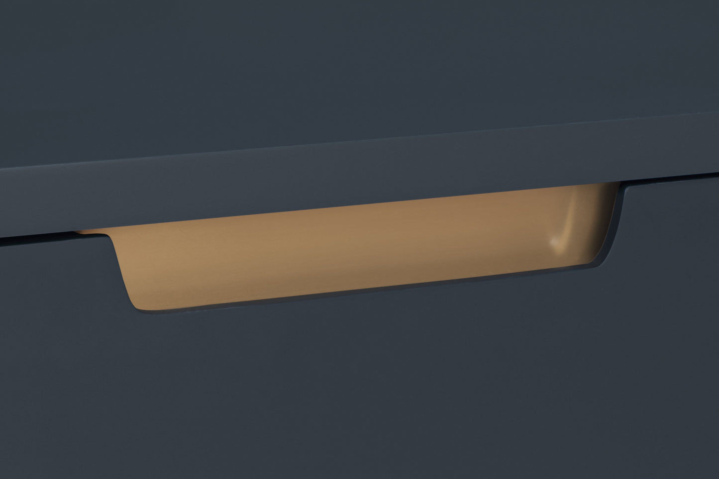 Fernsehschrank 01