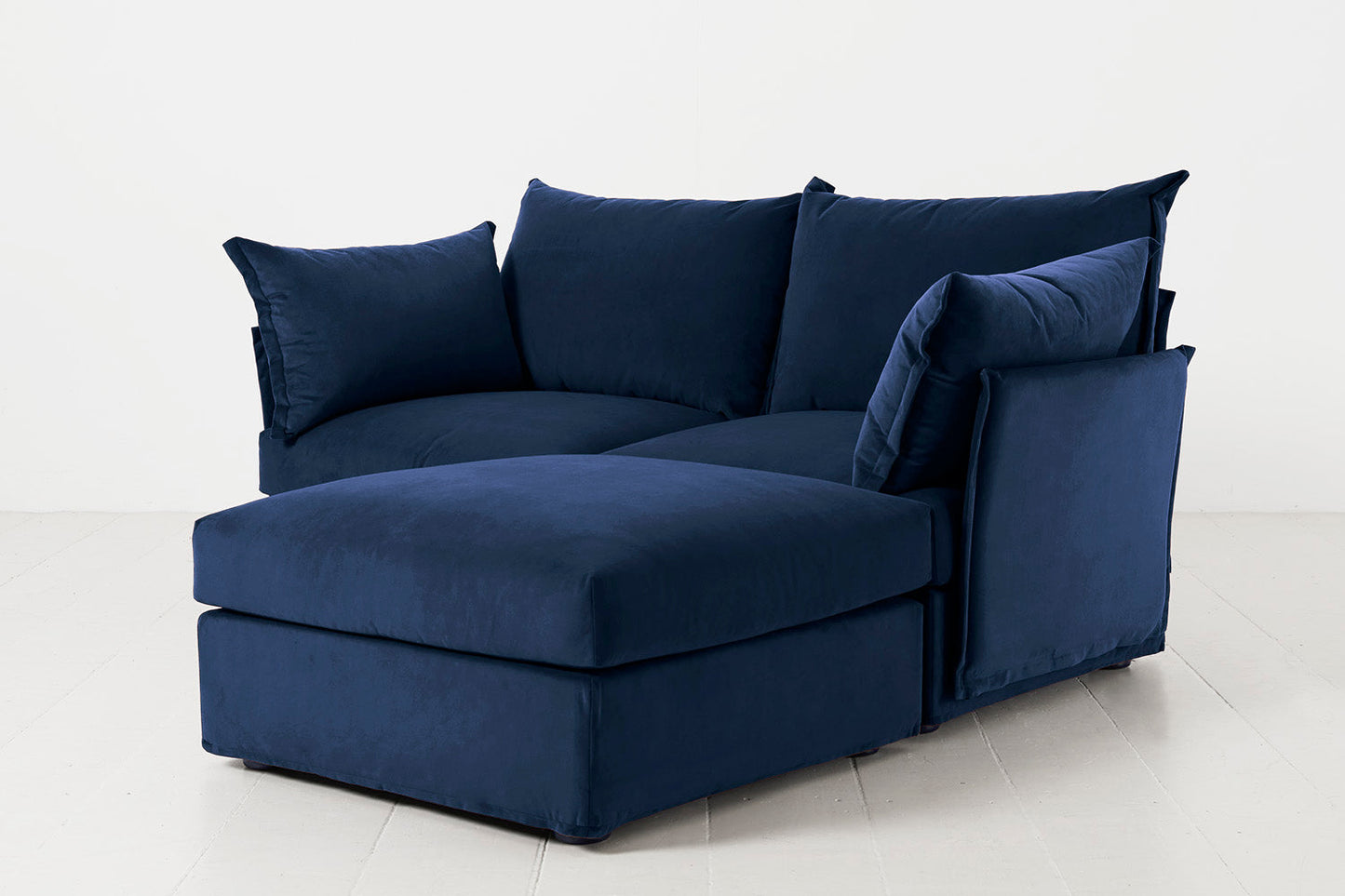 Zweisitzer-Ecksofa Model 06 mit Ecke rechts