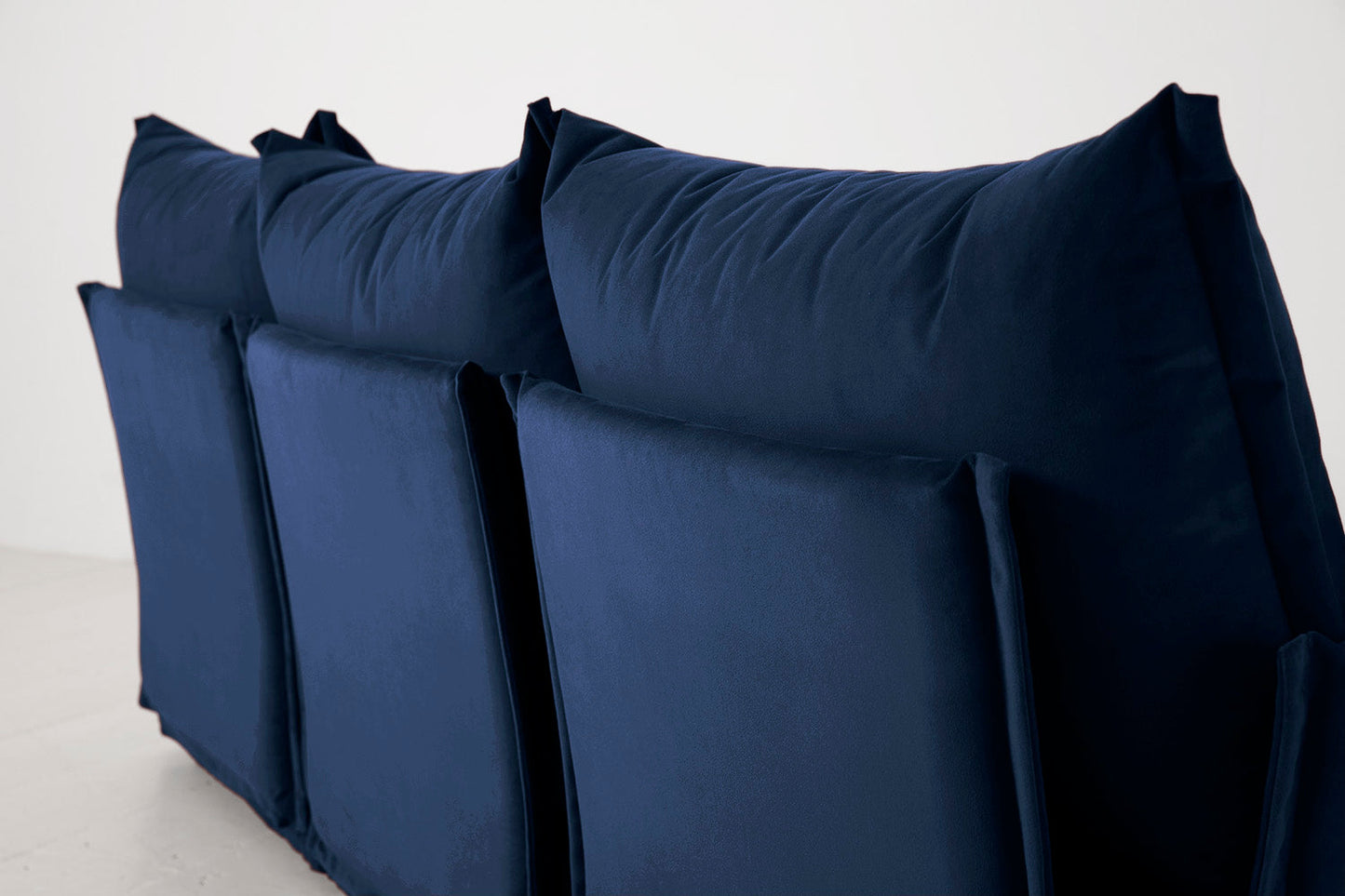 Dreisitzer-Ecksofa Model 06 mit Ecke rechts