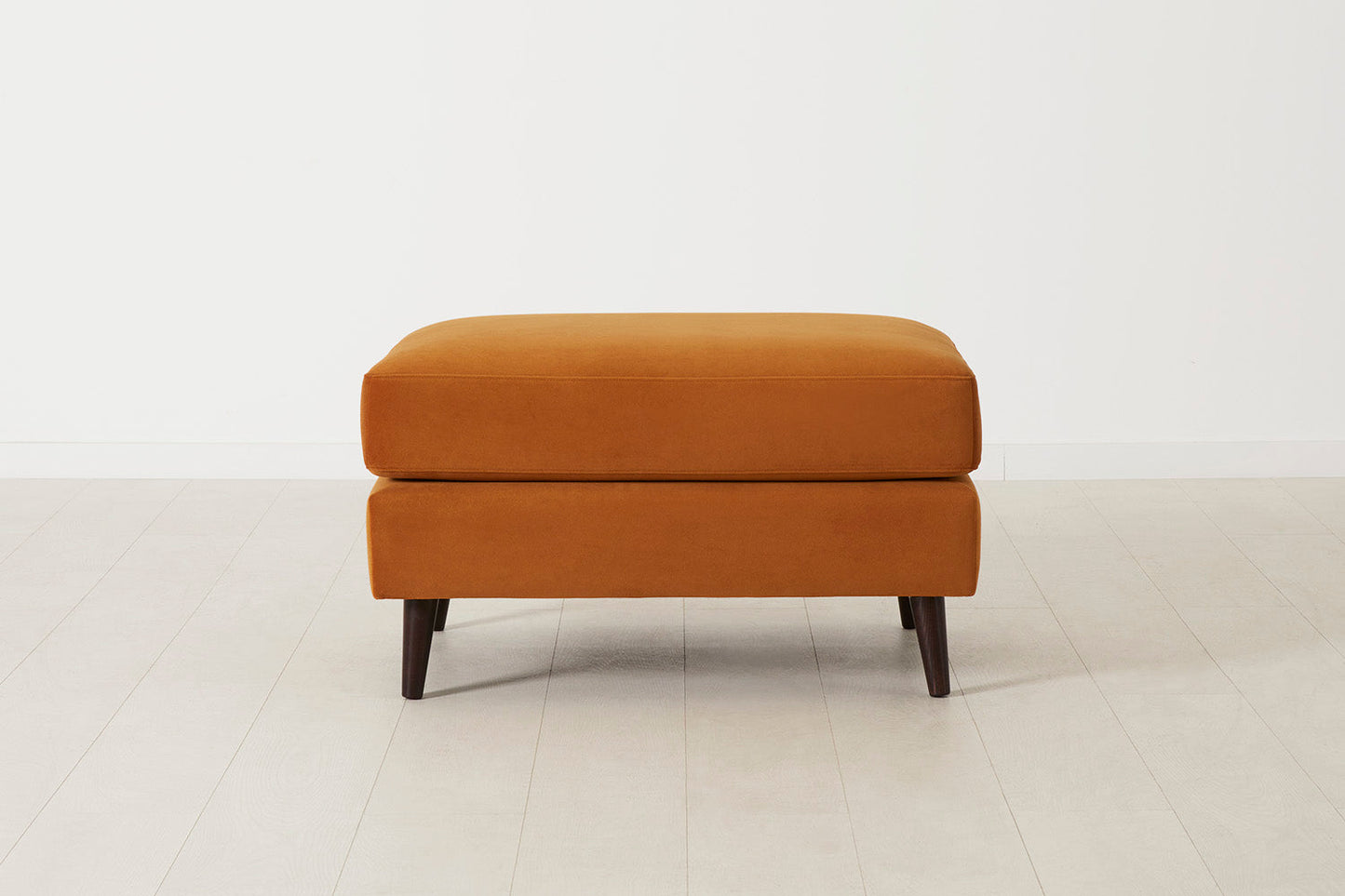 Polsterhocker Model 10