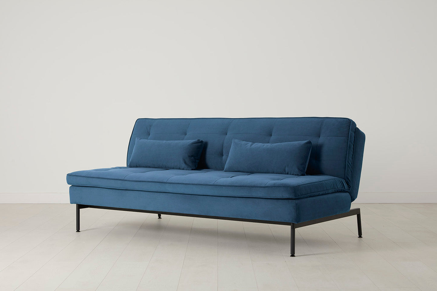Model 11 Dreisitzer-Schlafsofa
