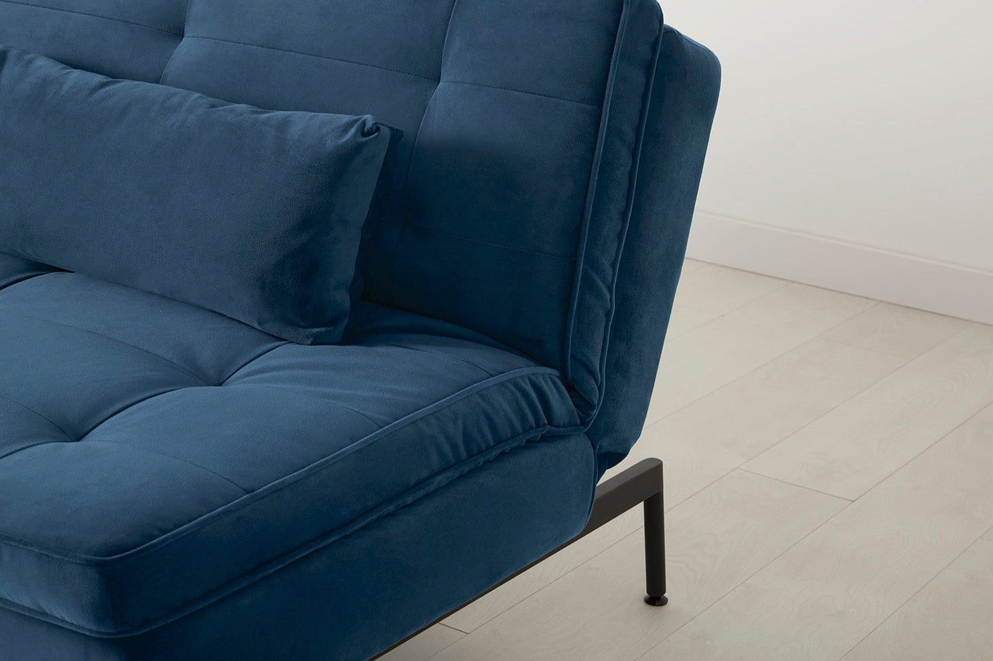 Model 11 Dreisitzer-Schlafsofa