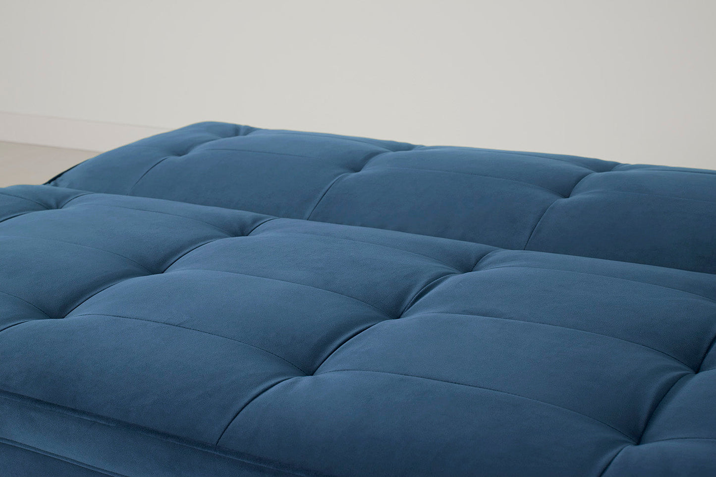 Model 11 Dreisitzer-Schlafsofa