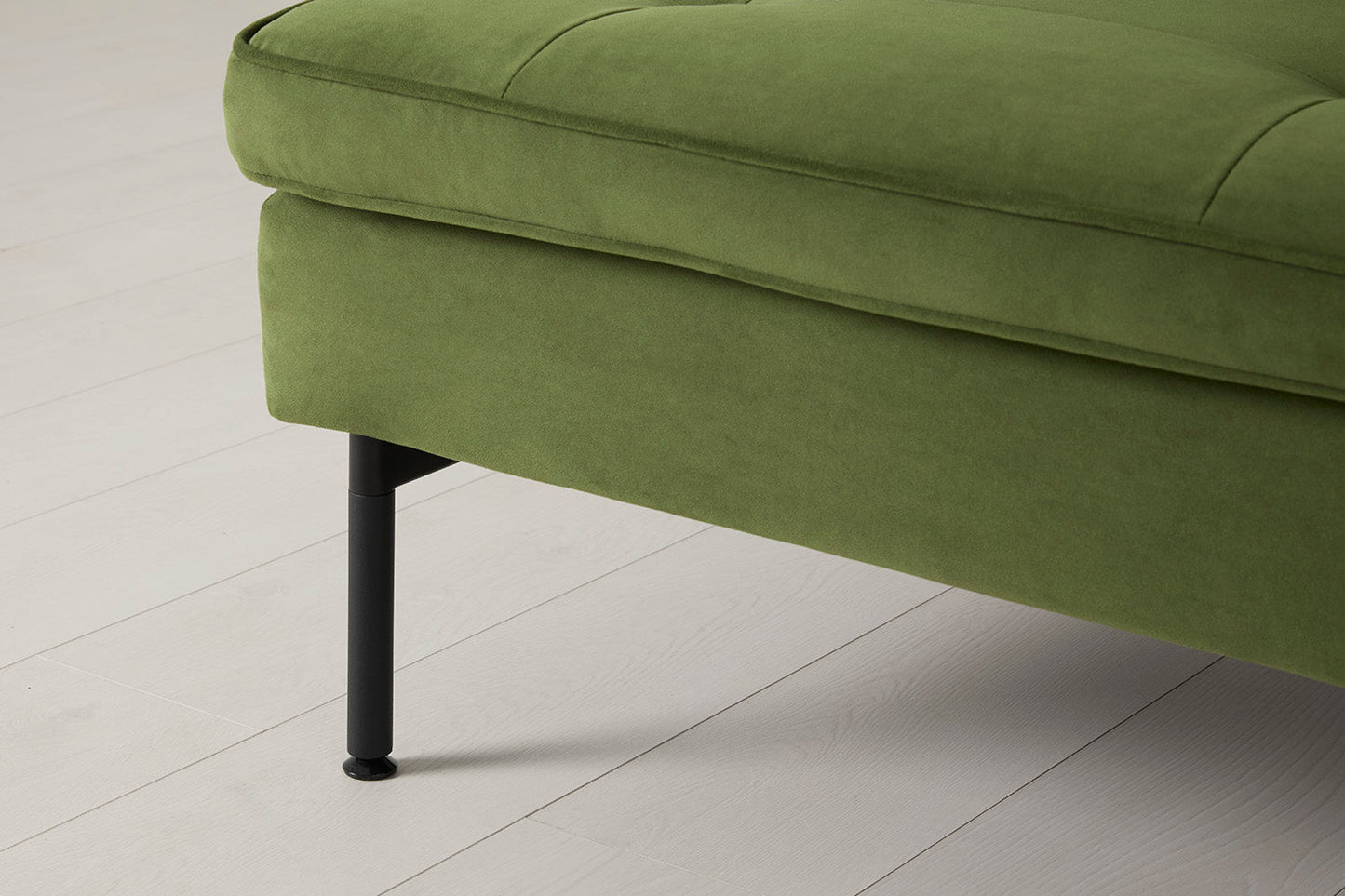 Model 11 Dreisitzer-Schlafsofa