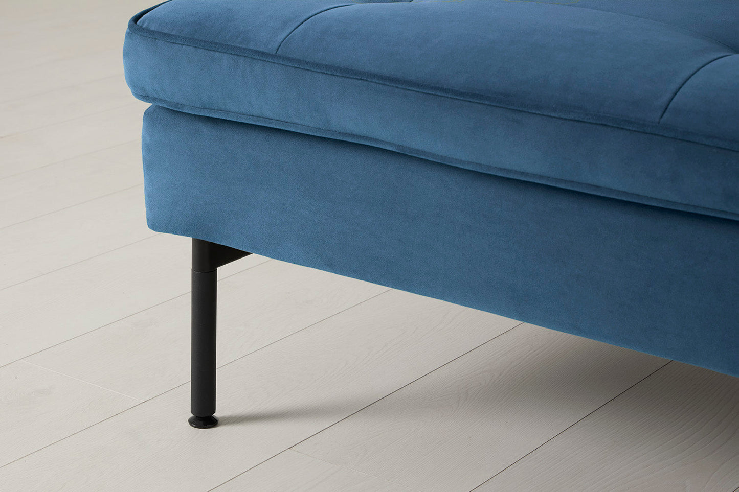 Model 11 Dreisitzer-Schlafsofa