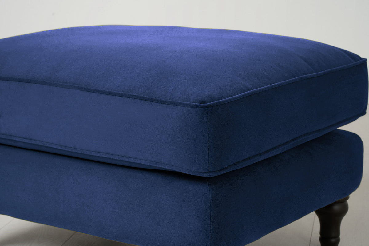 Polsterhocker Model 15