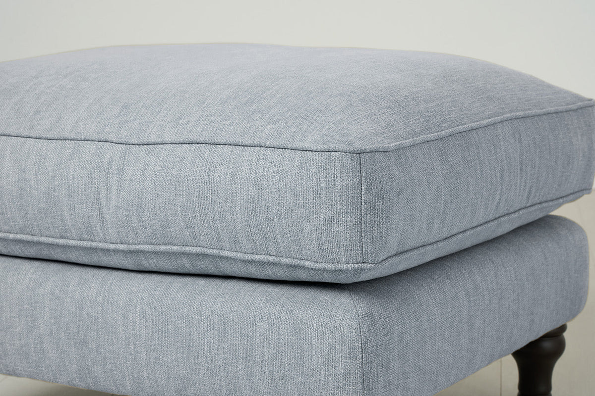 Polsterhocker Model 15