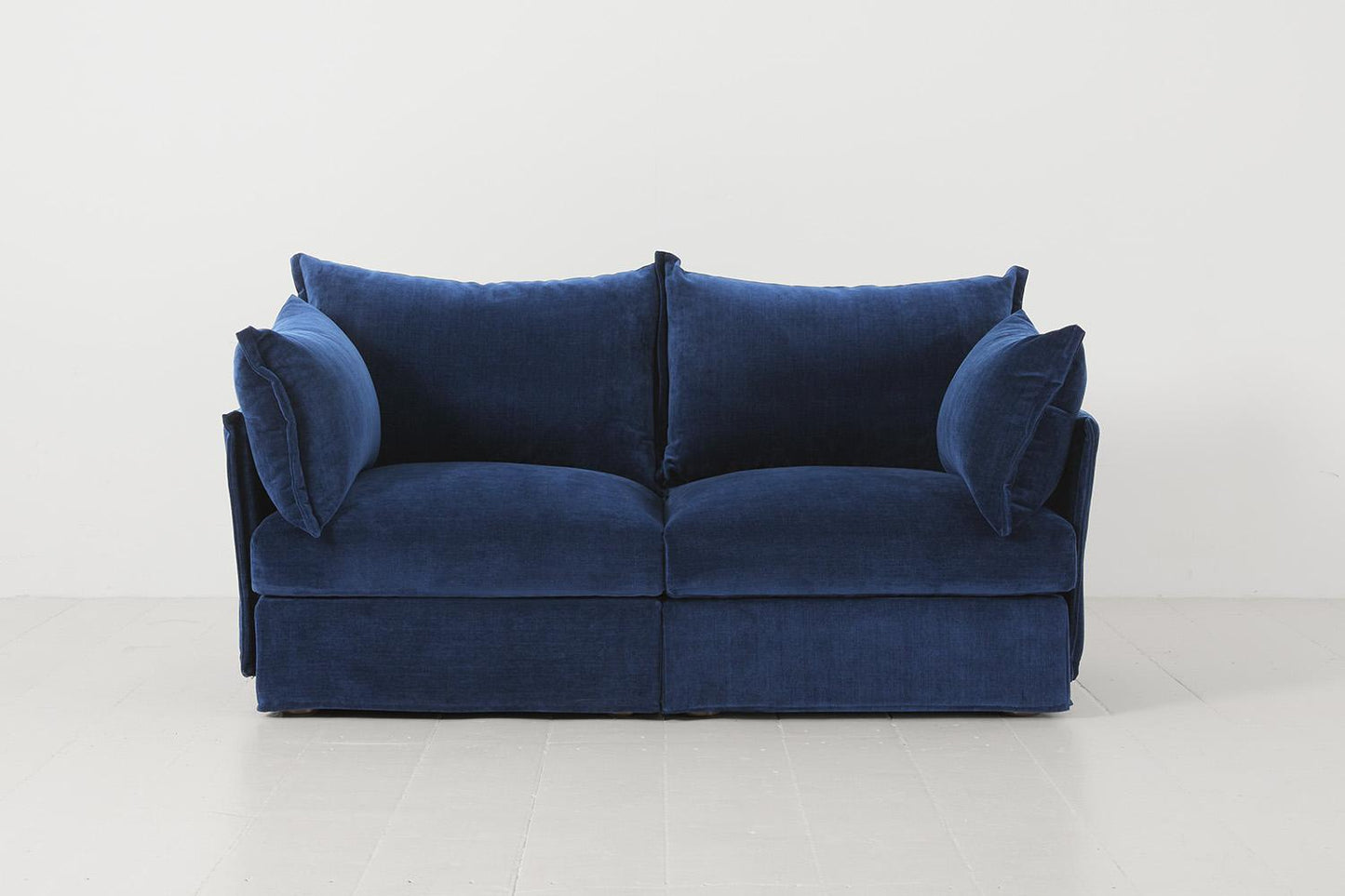 Zweisitzer-Sofa Model 06