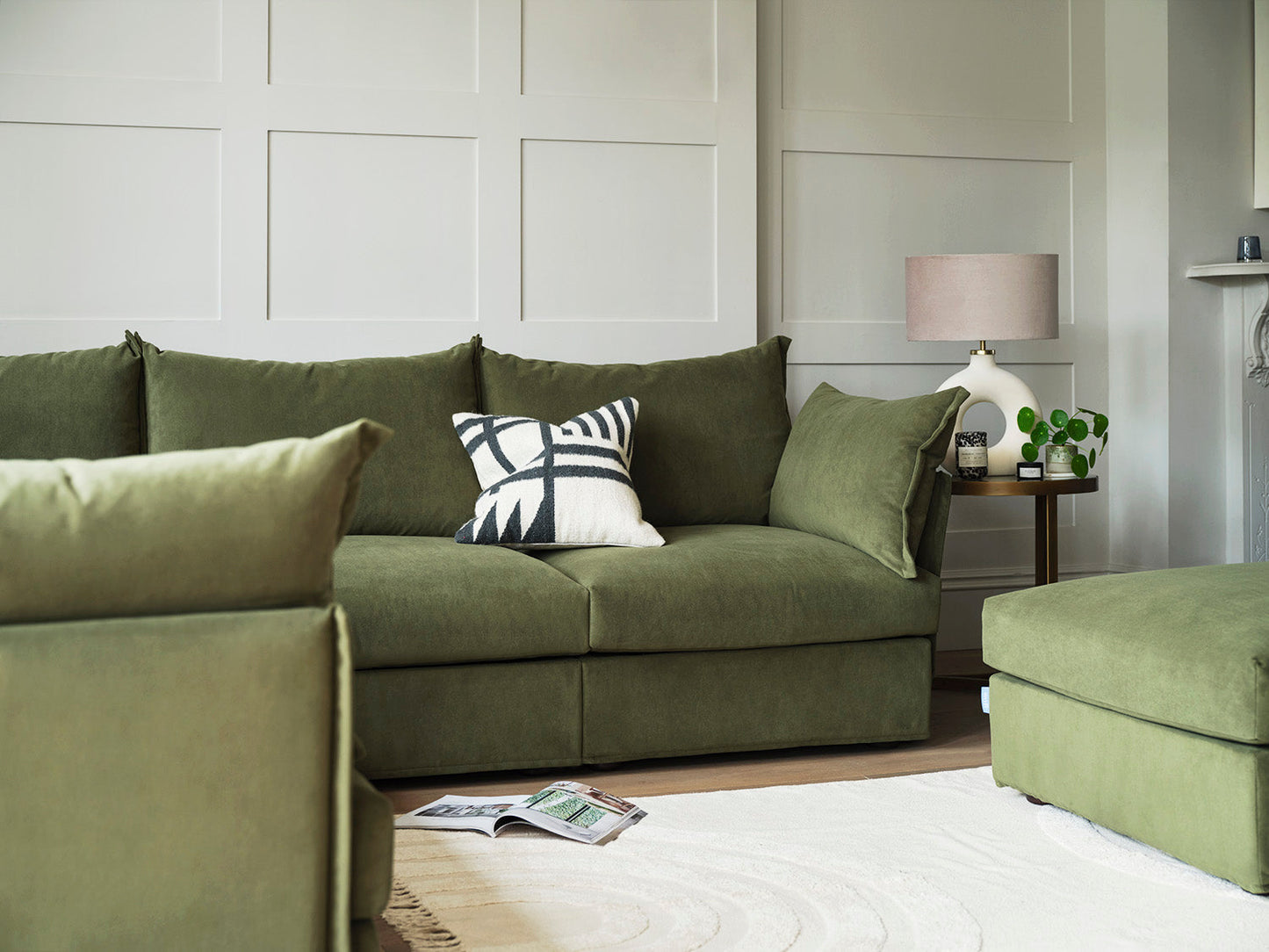 Ecksofa Model 06 mit Polsterhocker