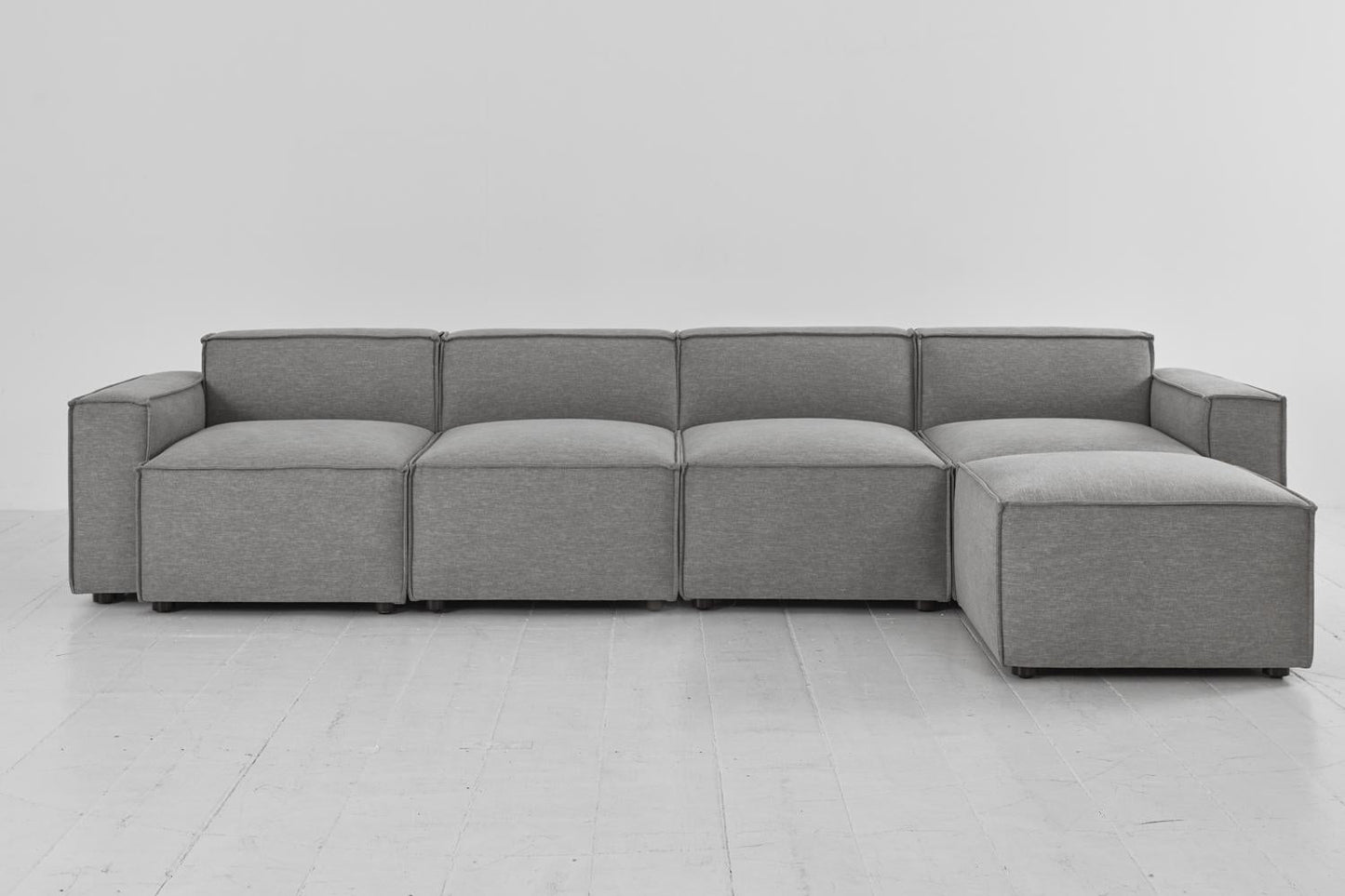 Viersitzer-Sofa Model 03 mit Chaiselongue rechts