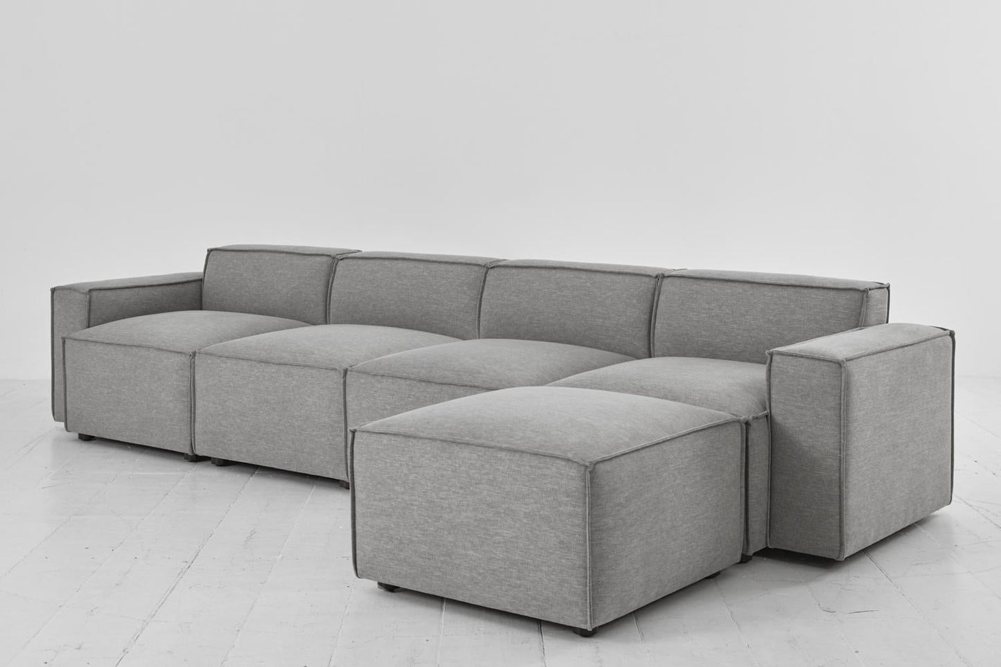 Viersitzer-Sofa Model 03 mit Chaiselongue rechts