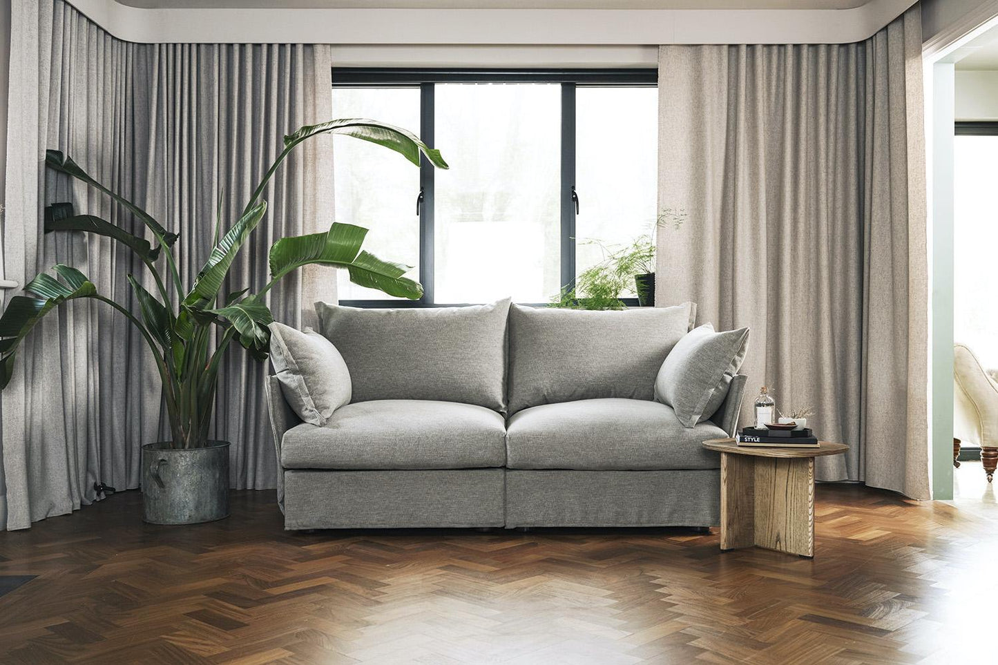 Zweisitzer-Sofa Model 06