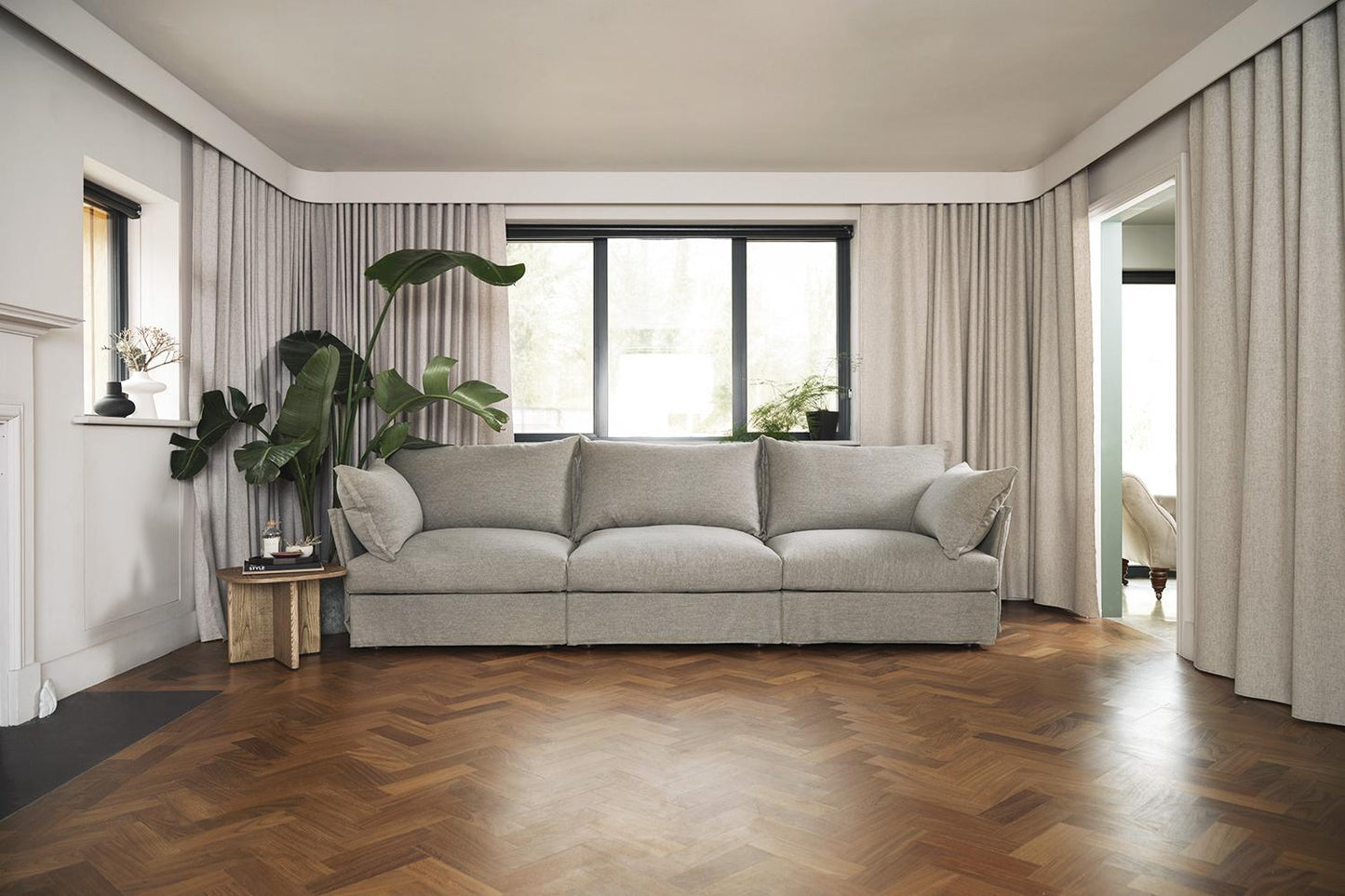 Dreisitzer-Sofa Model 06