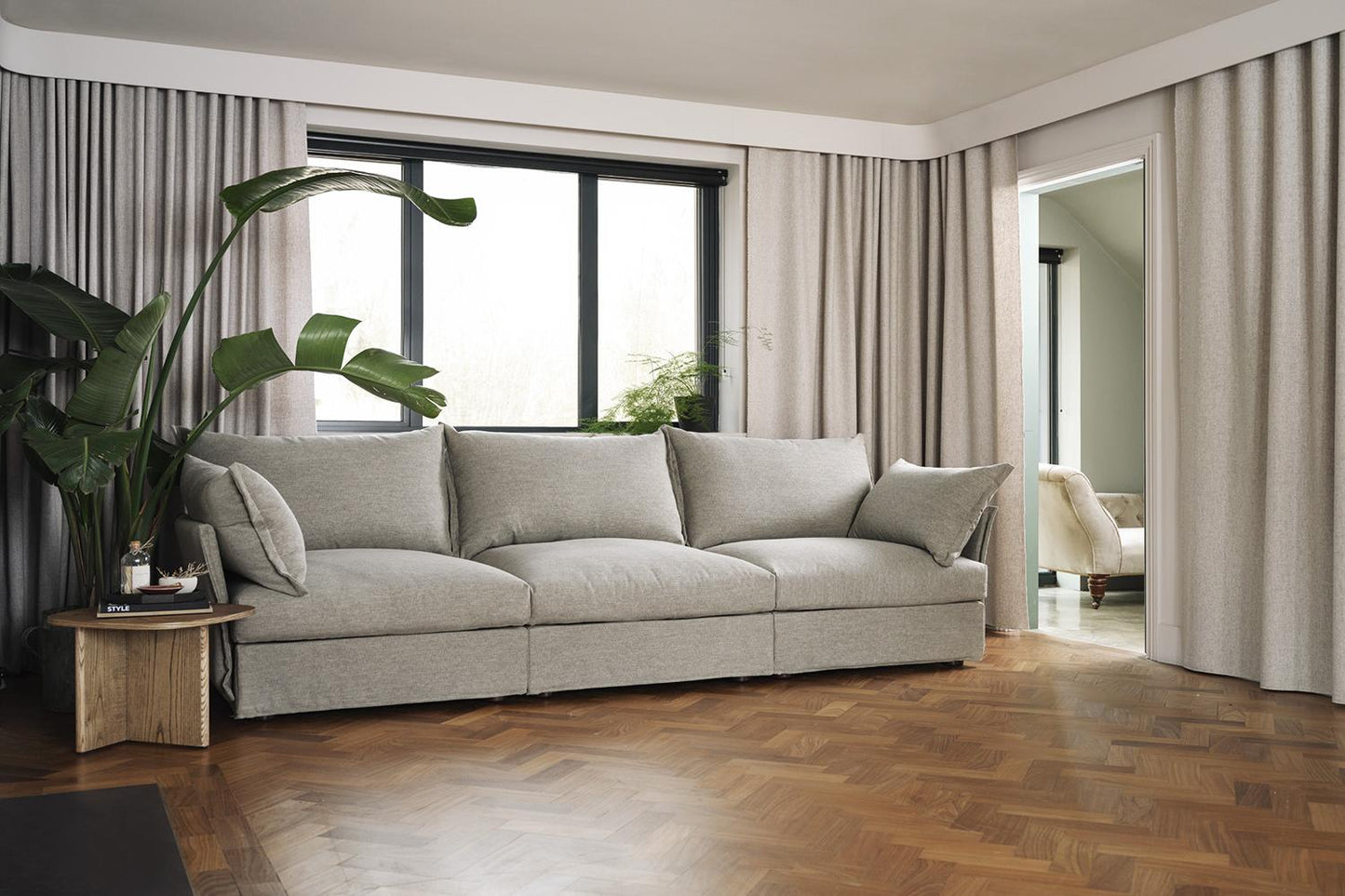 Dreisitzer-Sofa Model 06