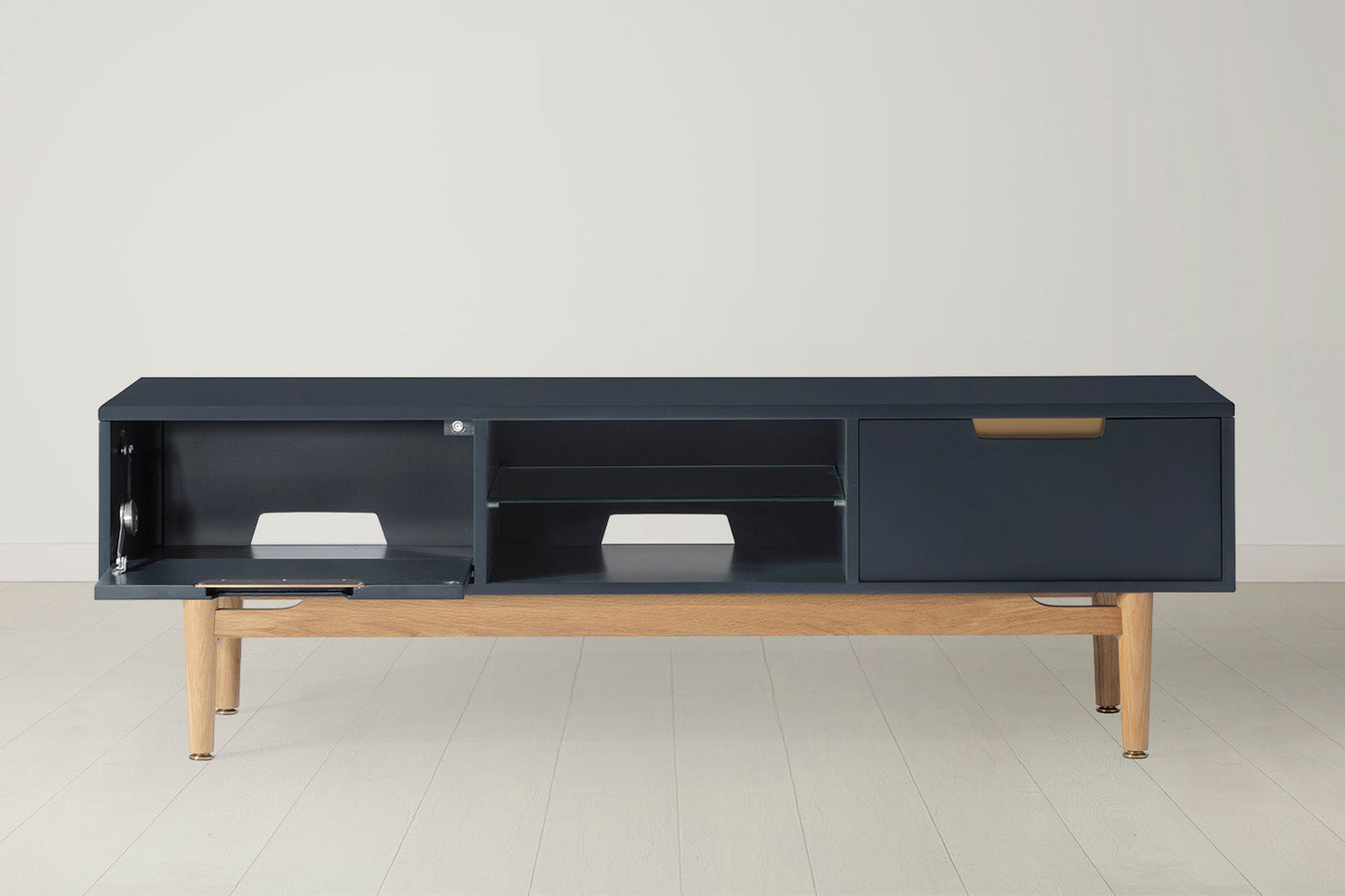 Fernsehschrank 01