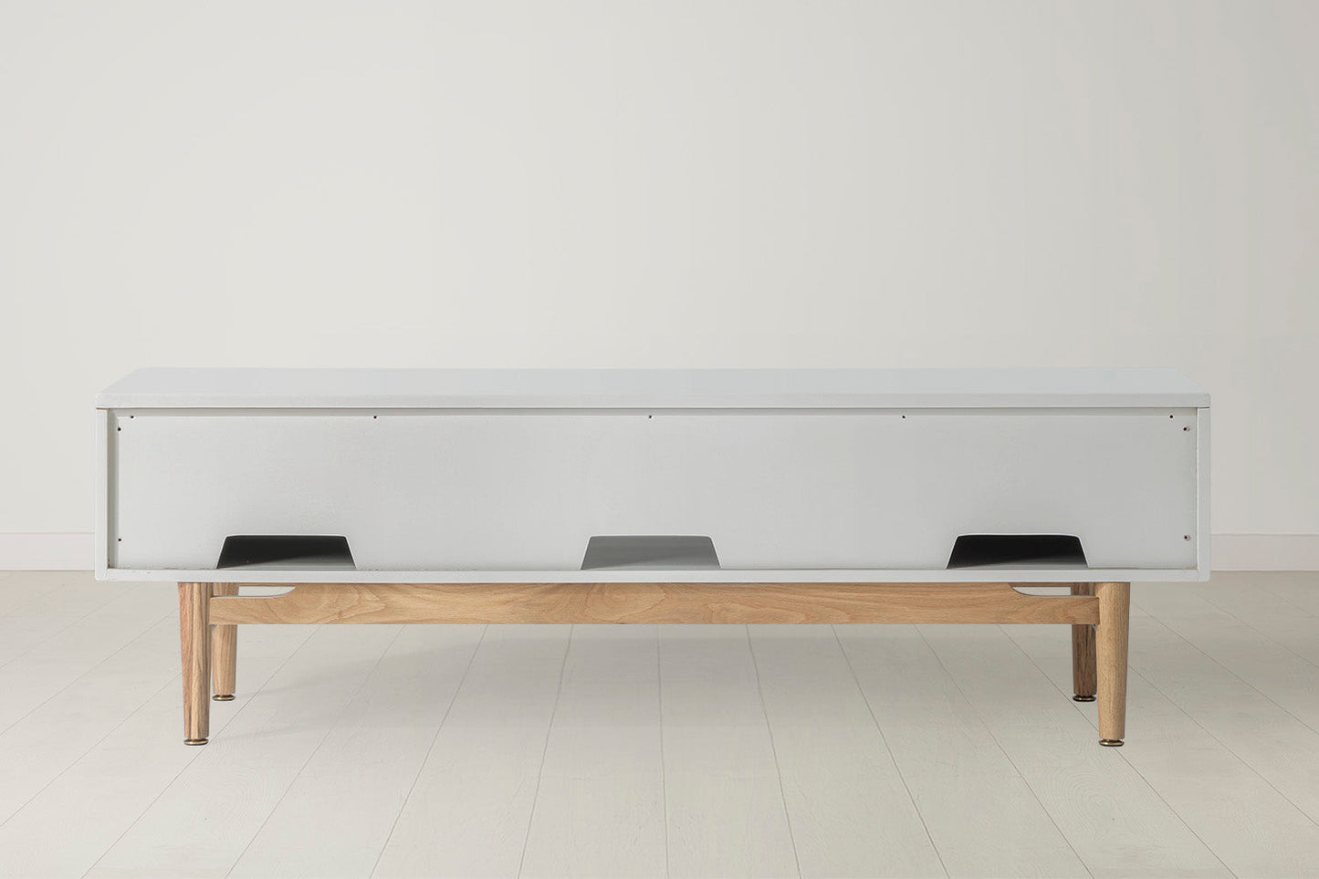 Fernsehschrank 01