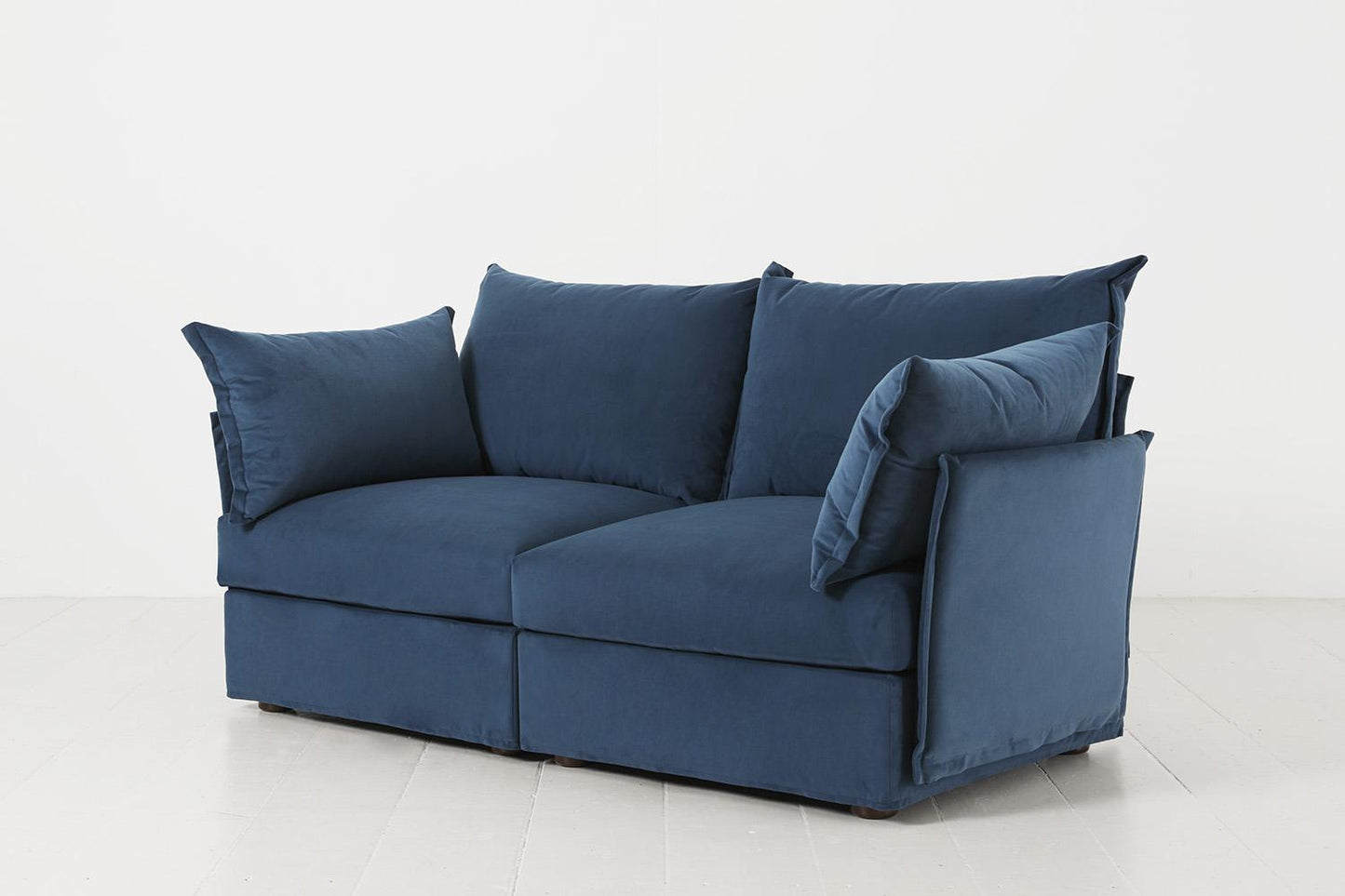 Zweisitzer-Sofa Model 06