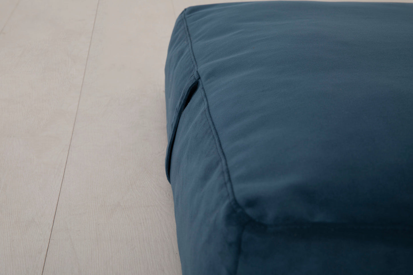 K9-01 Dog Cushion Large