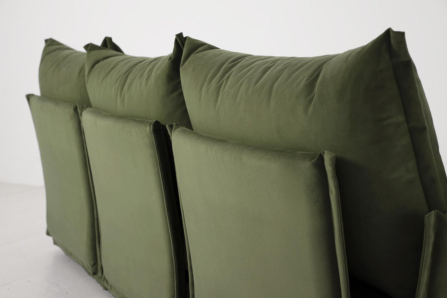 Dreisitzer-Sofa Model 06 mit Ecke links