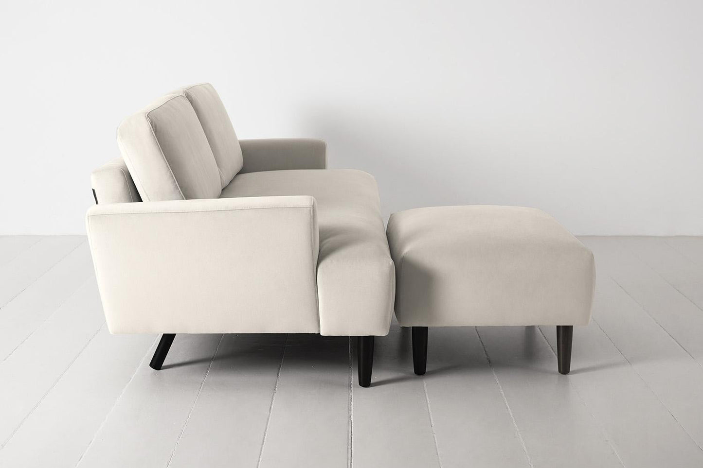 Dreisitzer-Sofa Model 05 mit Chaiselongue links