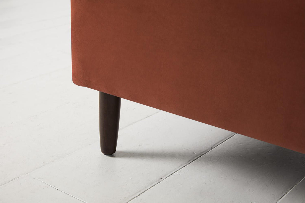 Zweisitzer-Sofa Model 05