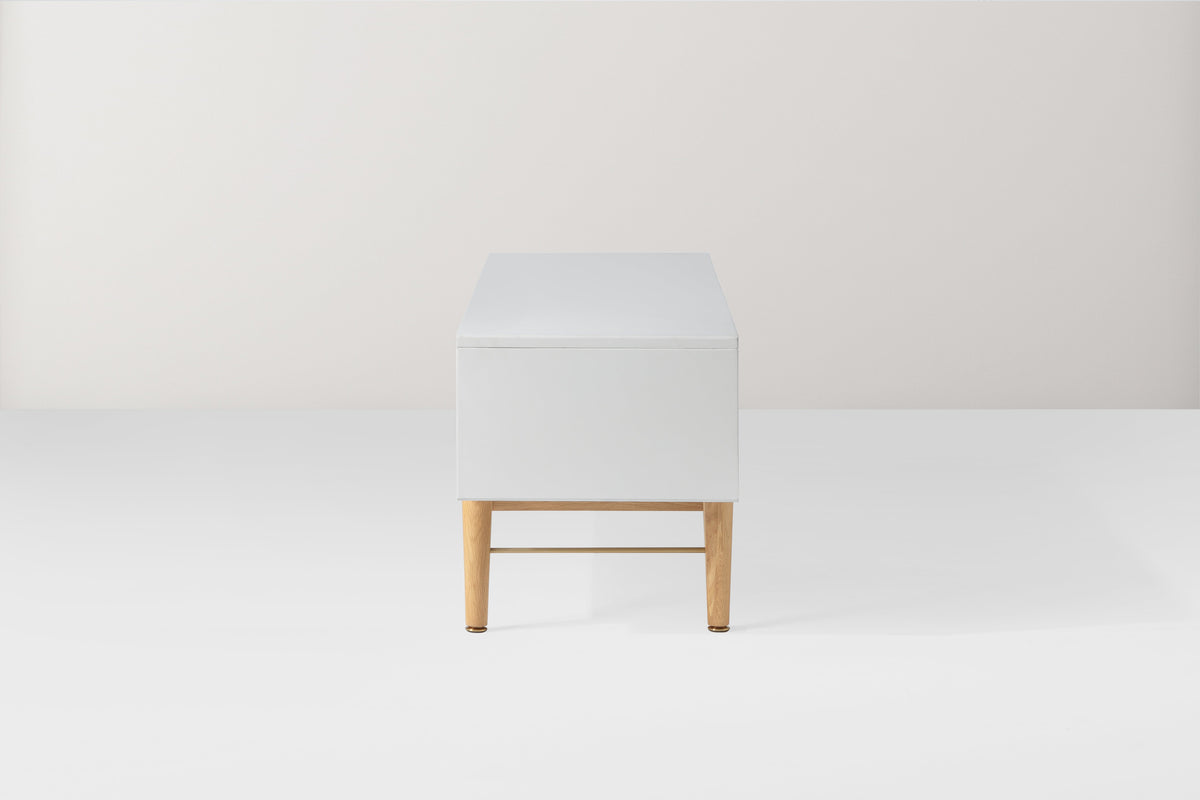 Fernsehschrank 01