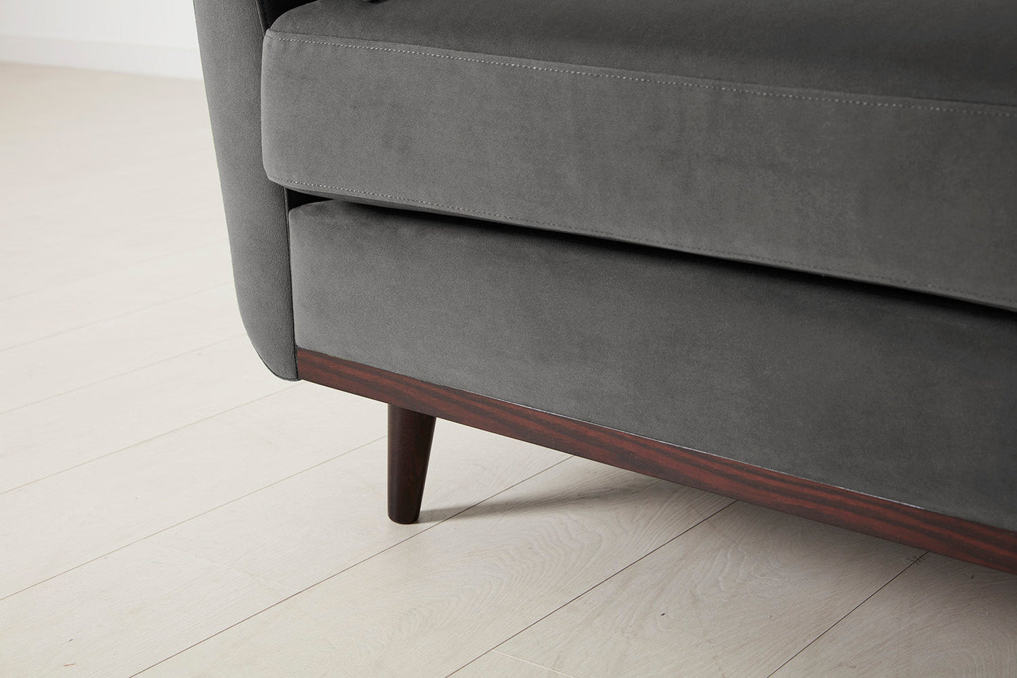Dreisitzer-Sofa Model 10 mit Ecke links