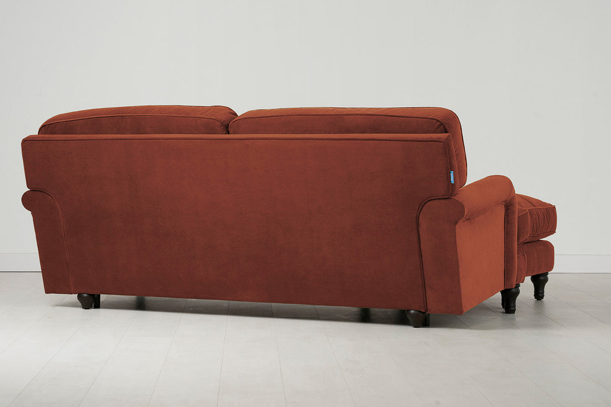 Model 15 Dreisitzer-Sofa mit Chaise Longue rechts
