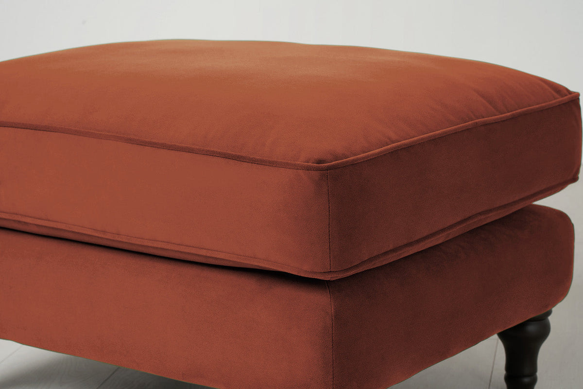 Polsterhocker Model 15