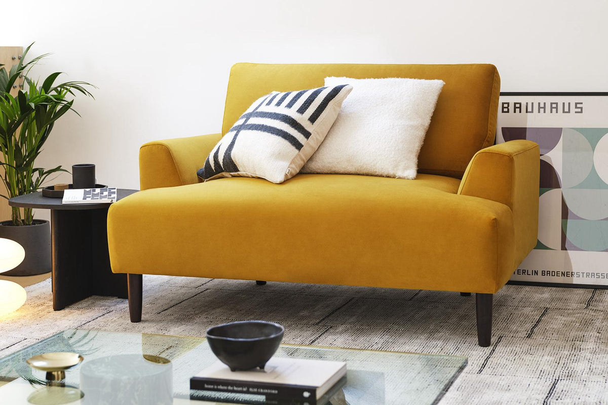 Model 05 Loveseat