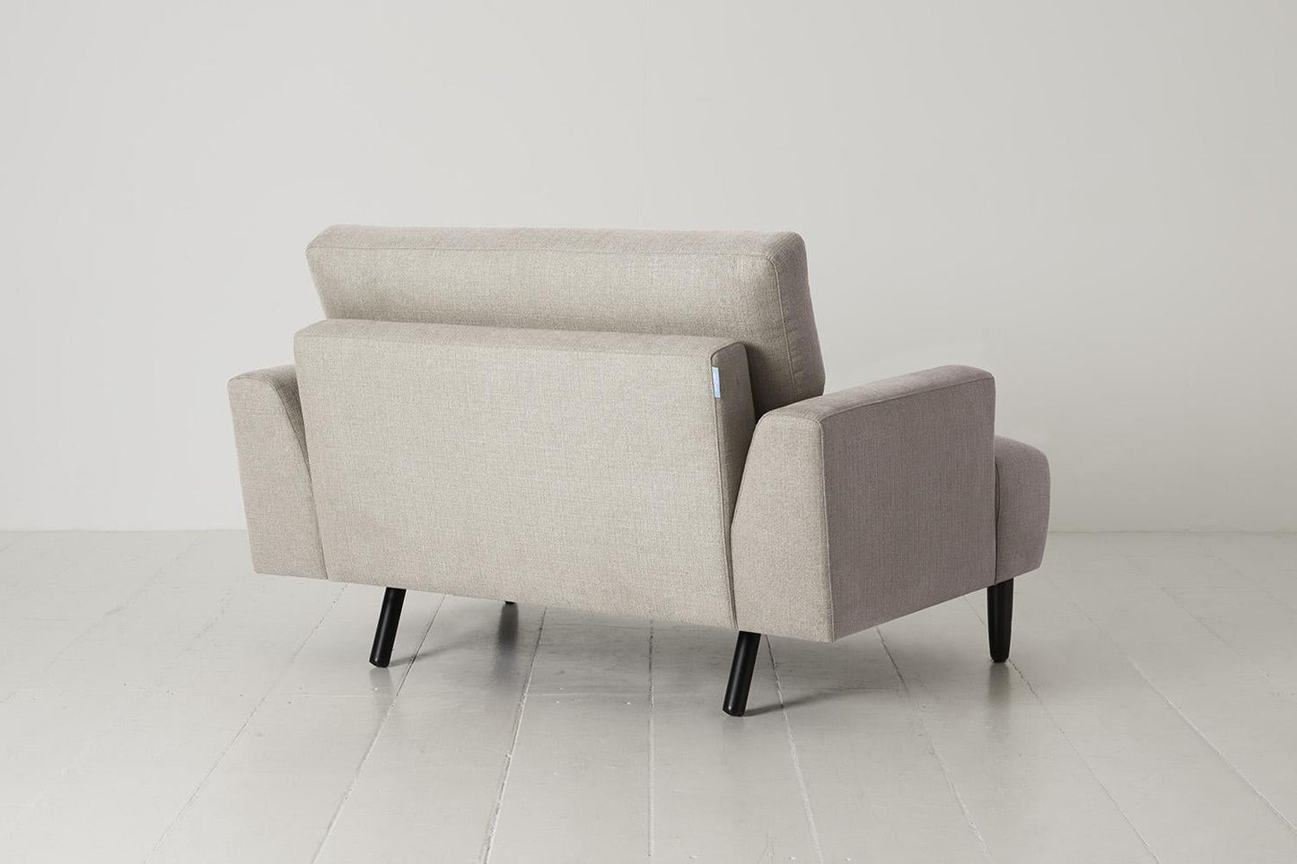 Loveseat Model 05
