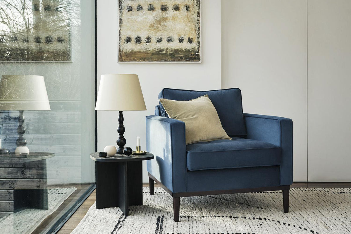 Sessel Model 02