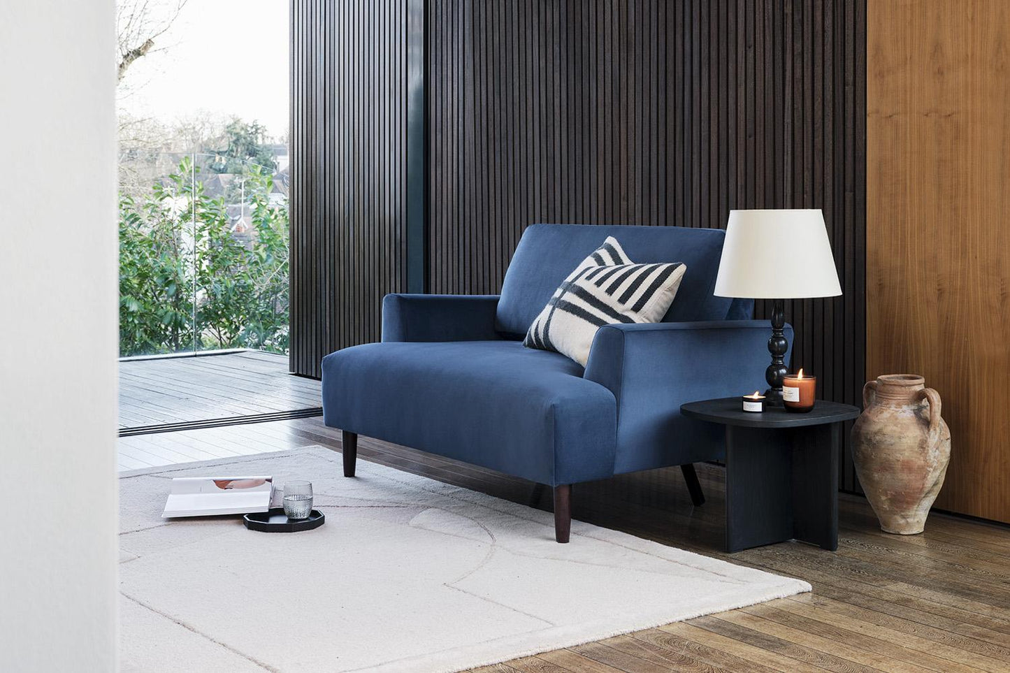 Model 05 Loveseat