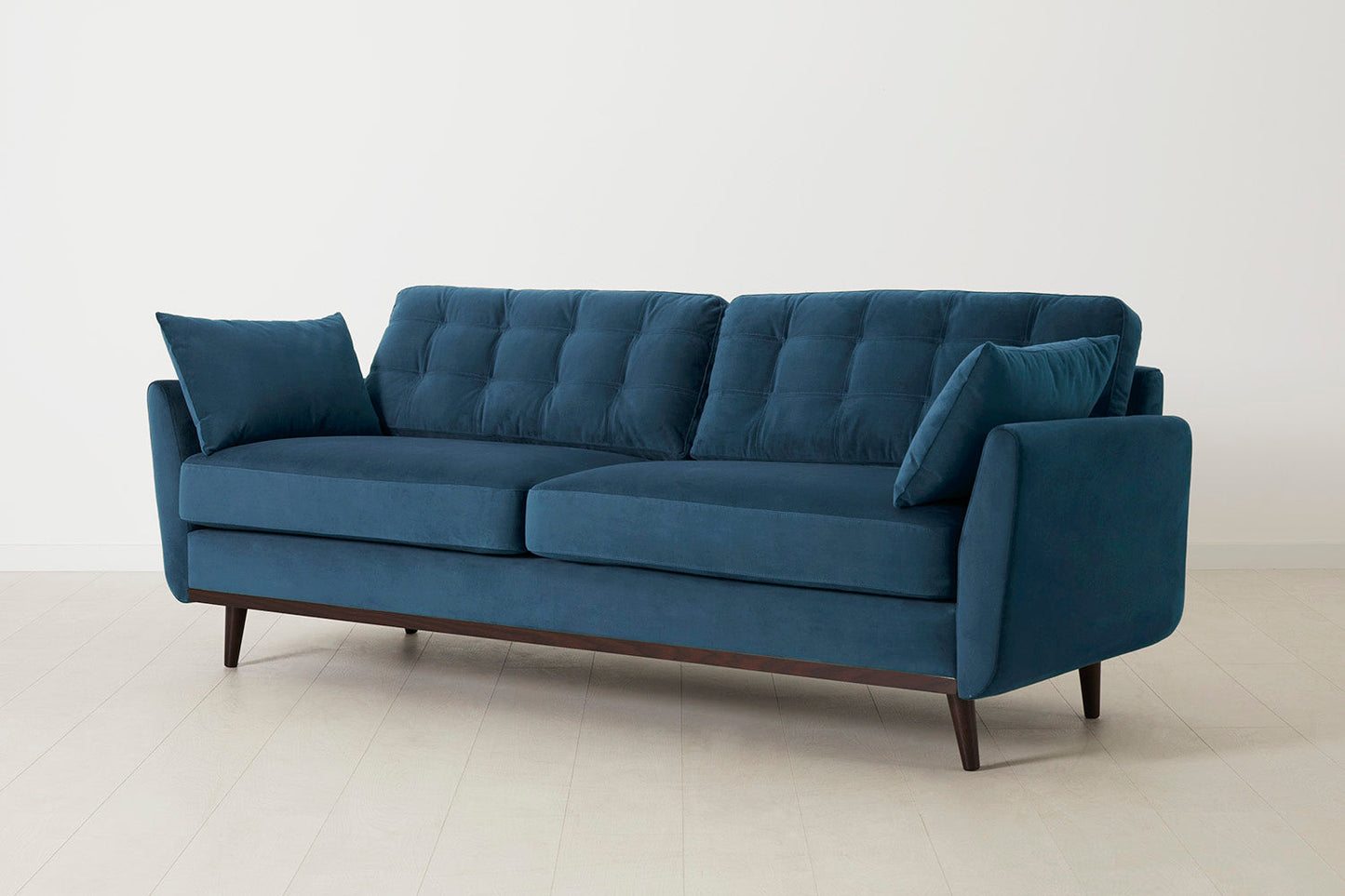 Dreisitzer-Sofa Model 10